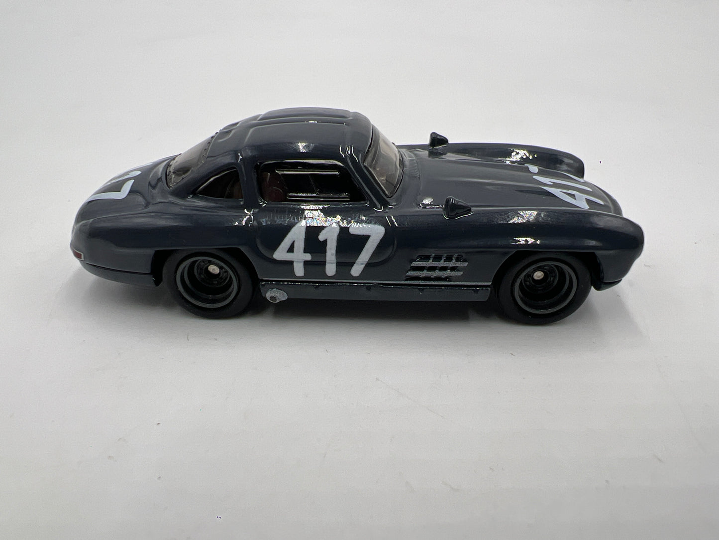 Hot Wheels Diorama Premium Mercedes-Benz 300 SL Gray Loose