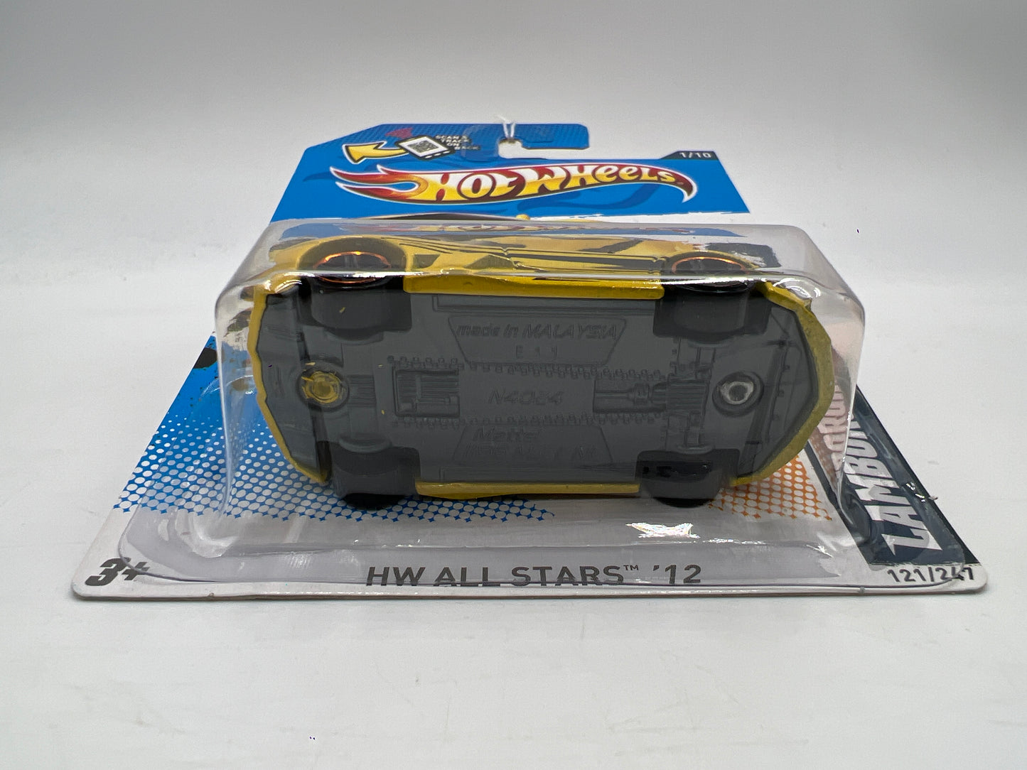 2012 Hot Wheels HW All Stars #121 Lamborghini Reventon Yellow