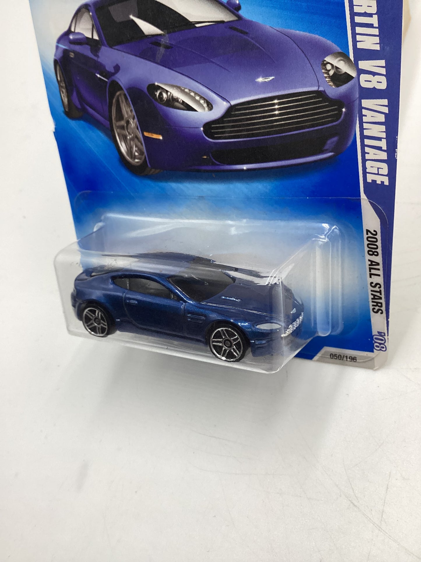 2008 Hot Wheels All Stars #55 Aston Martin V8 Vantage Blue 105A