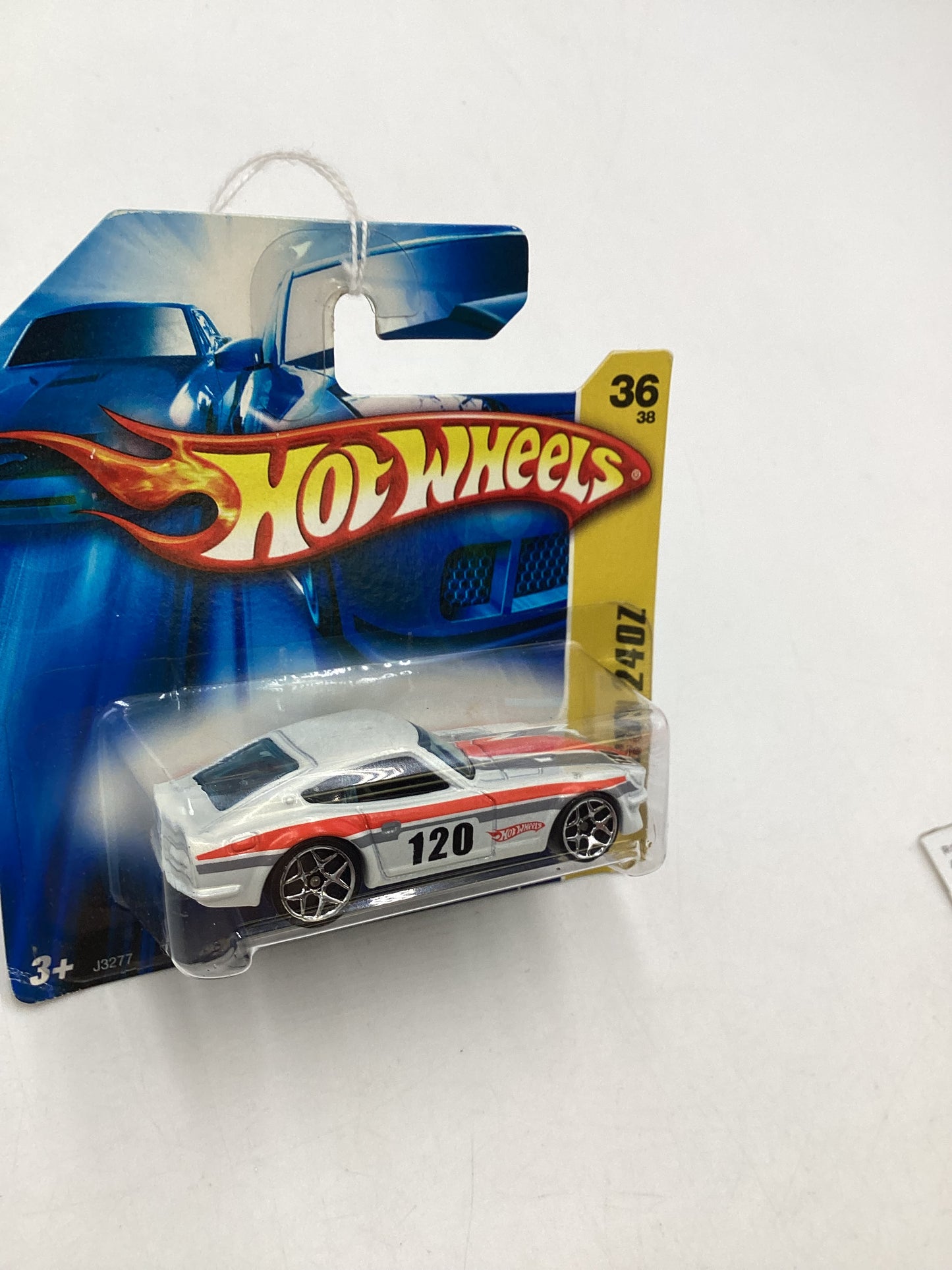 2006 Hot Wheels #036 Short Card White Datsun 240Z 88A