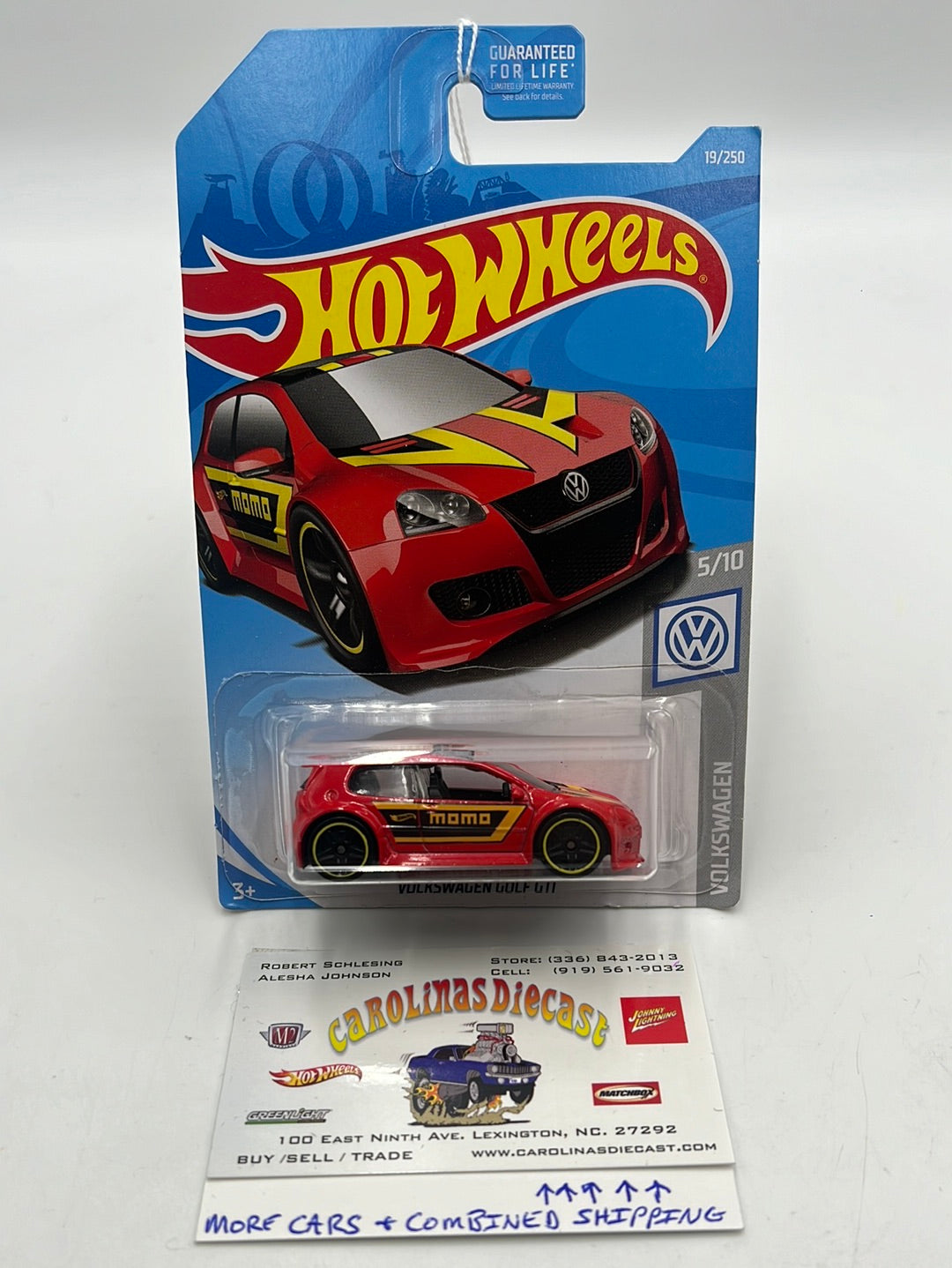 Hot Wheels 2020 - Volkswagen Golf GTI Red #19 95B