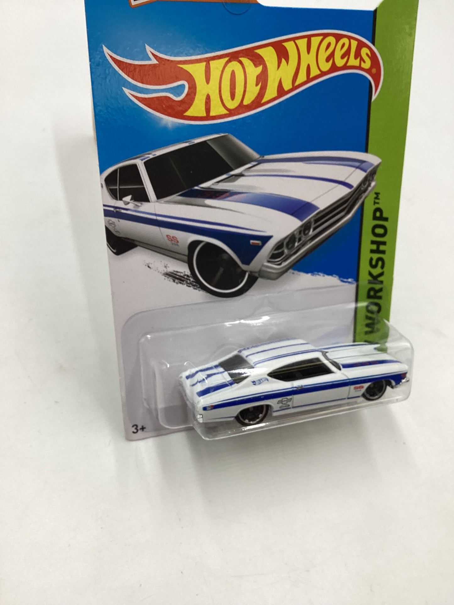 2015 Hot Wheels Workshop #231 69 Chevelle SS 396 White 5G