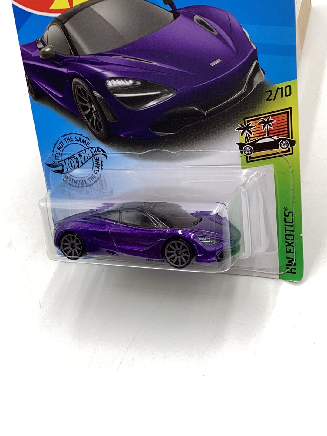 2019 Hot wheels #221 McLaren 720S purple 102i