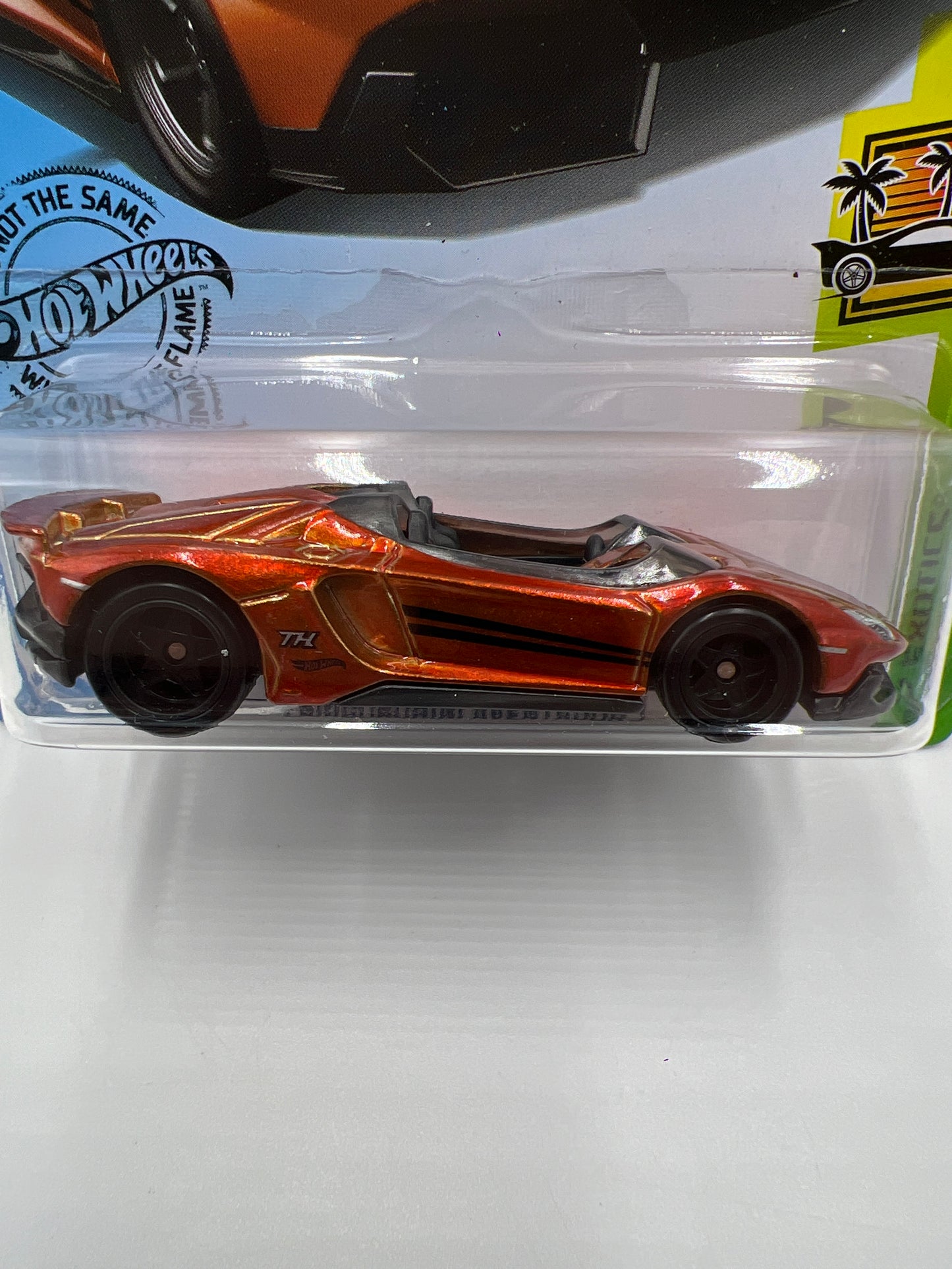 2019 Hot Wheels Super Treasure Hunt #223 Lamborghini Aventador J Orange W/Protector