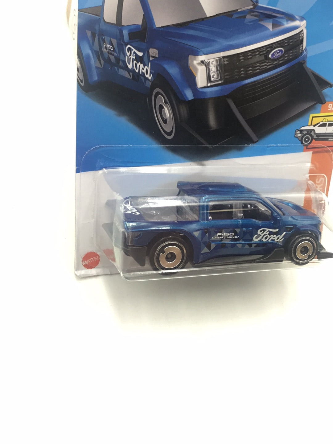 2023 hot wheels P case #226 Ford F 150 Lightning Custom 28A