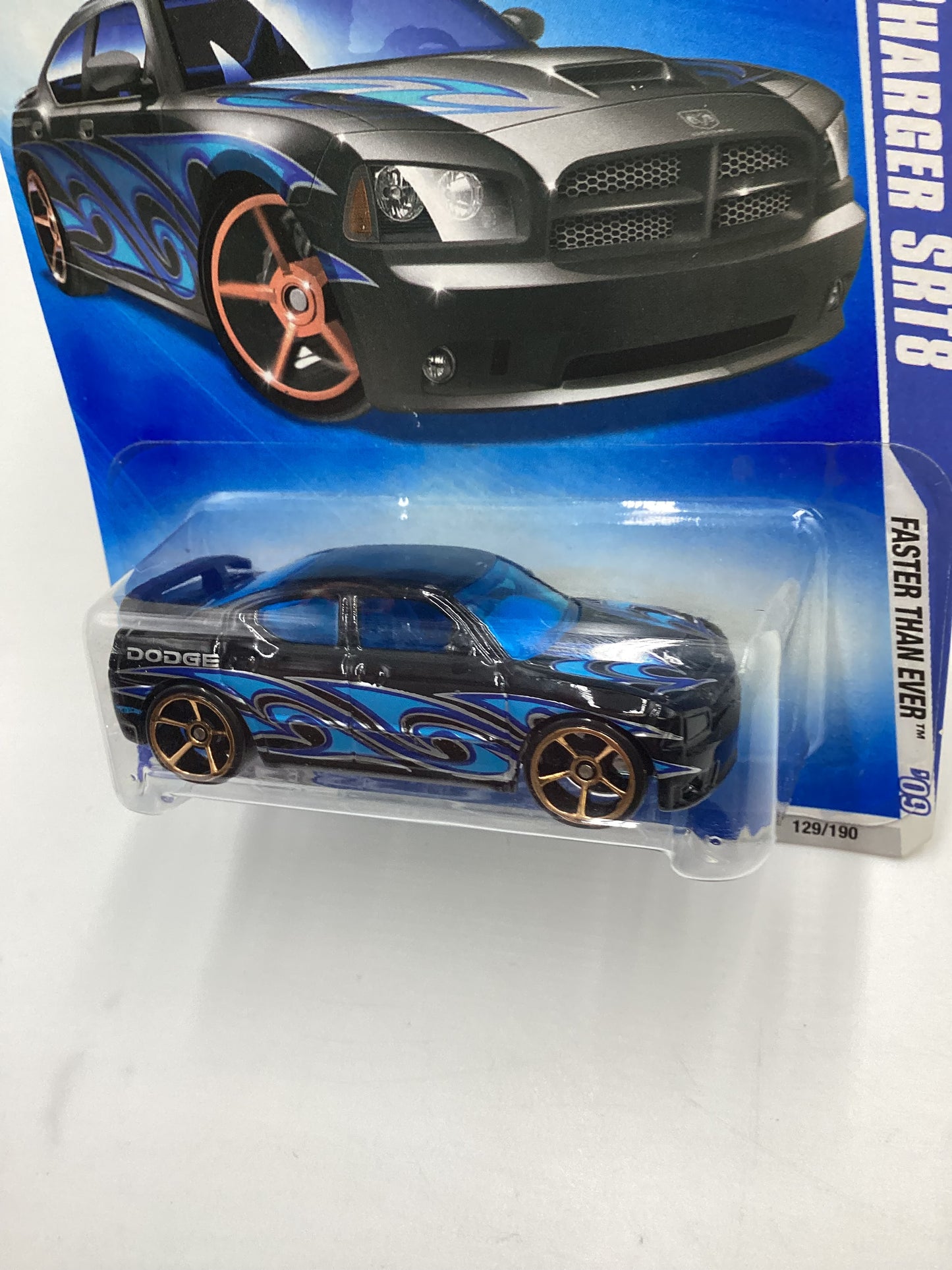 2009 Hot Wheels #129 Dodge Charger SRT8 Black Battle Force 5 Card 38C