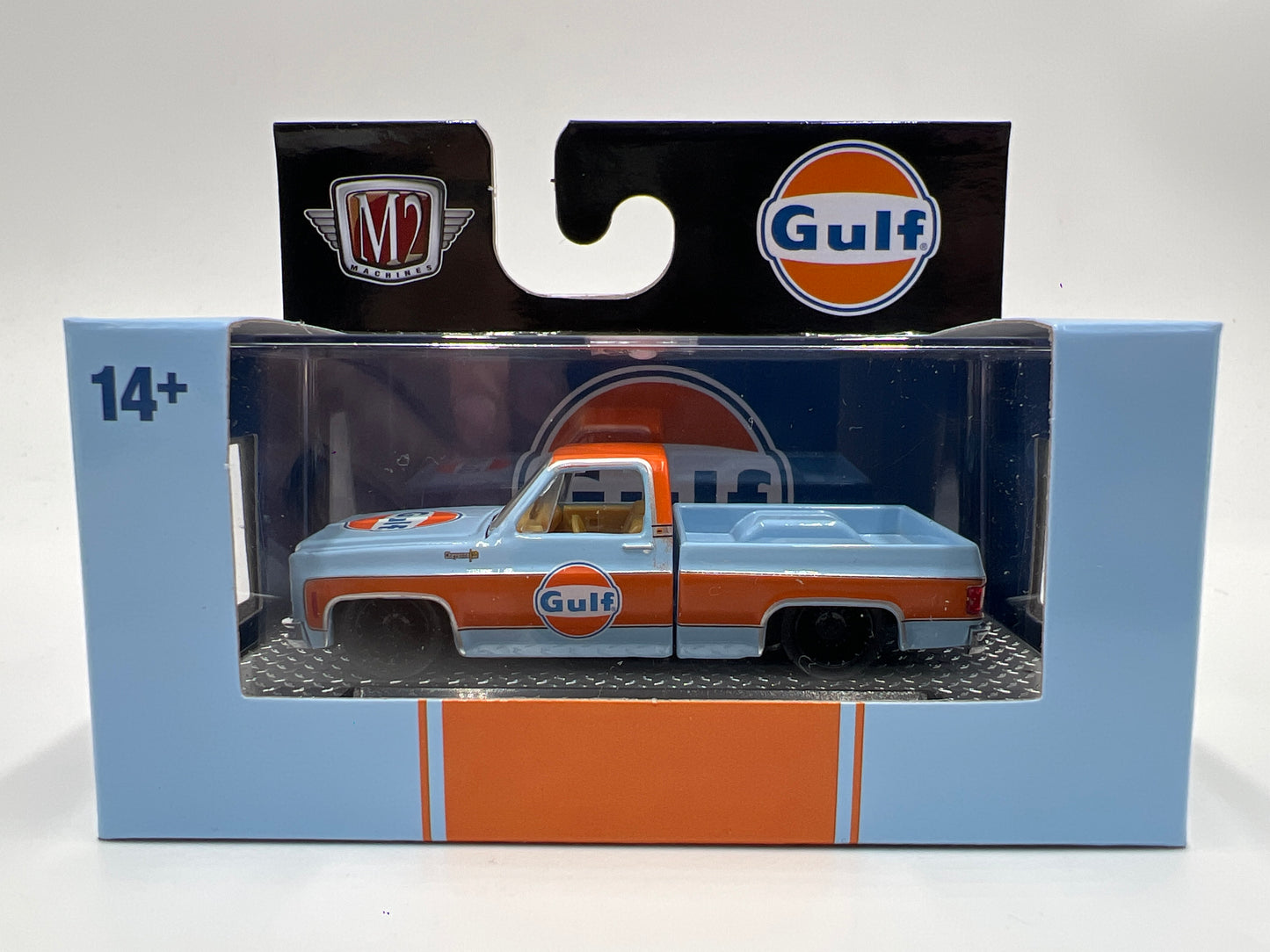 M2 Machines Walmart Exclusive Gulf Set 1973 Chevrolet Cheyenne 10 Gulf Blue WMTS19