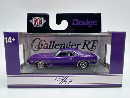 M2 Machines R112 1970 Dodge Challenger R/T 440 Six Pack Purple