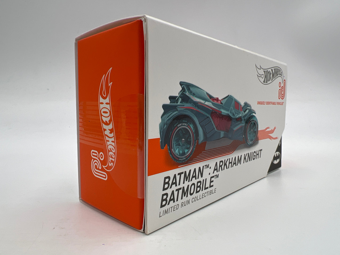 Hot Wheels iD Batman Series 1 #4 Arkham Knight Batmobile Light Blue Sealed