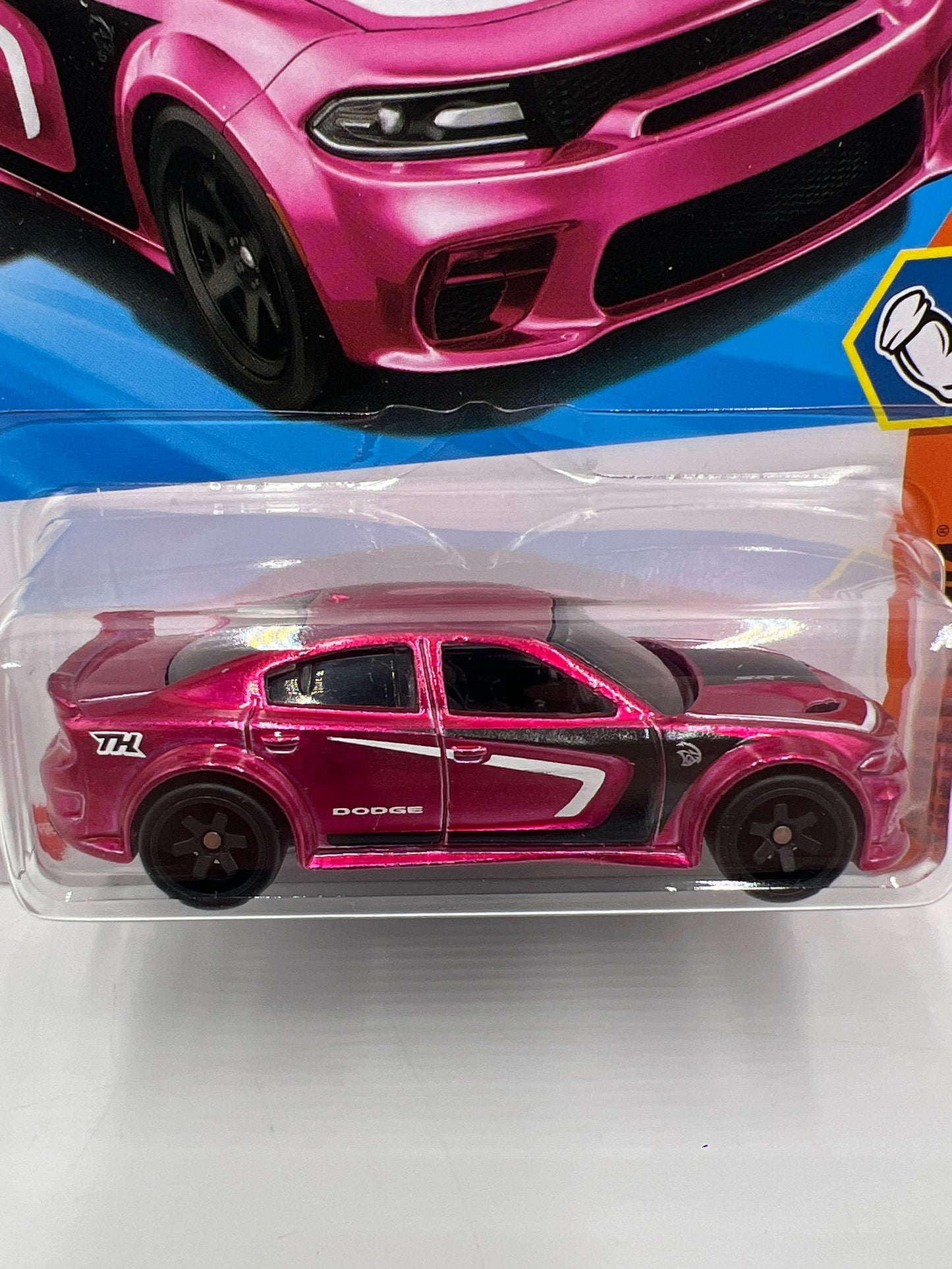 2025 Hot Wheels Factory Sealed Super Treasure Hunt #240 20 Dodge Charger Hellcat Pink W/Protector Cracked Blister
