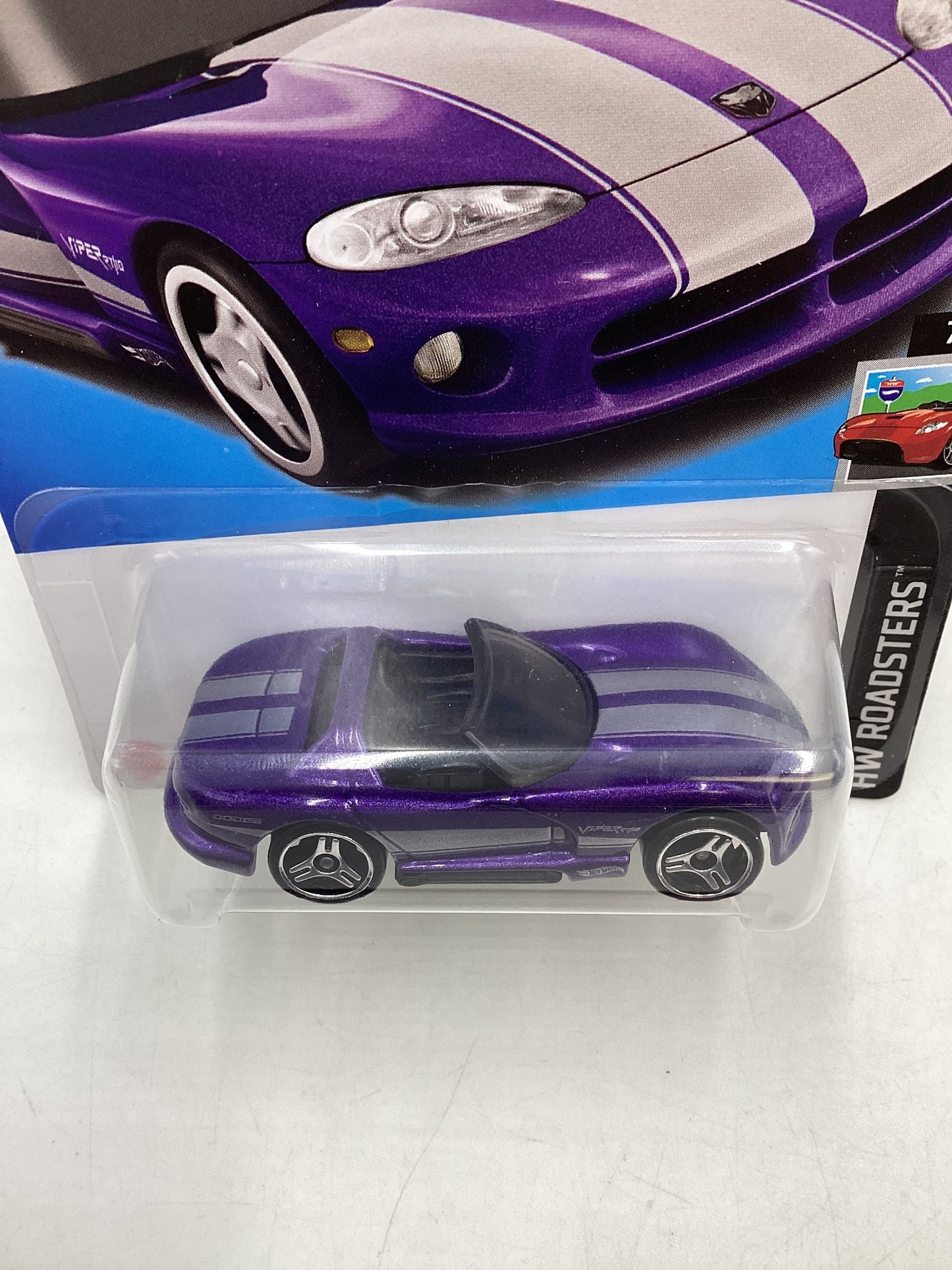 2023 Hot wheels #131 Purple Dodge Viper RT/10 44i