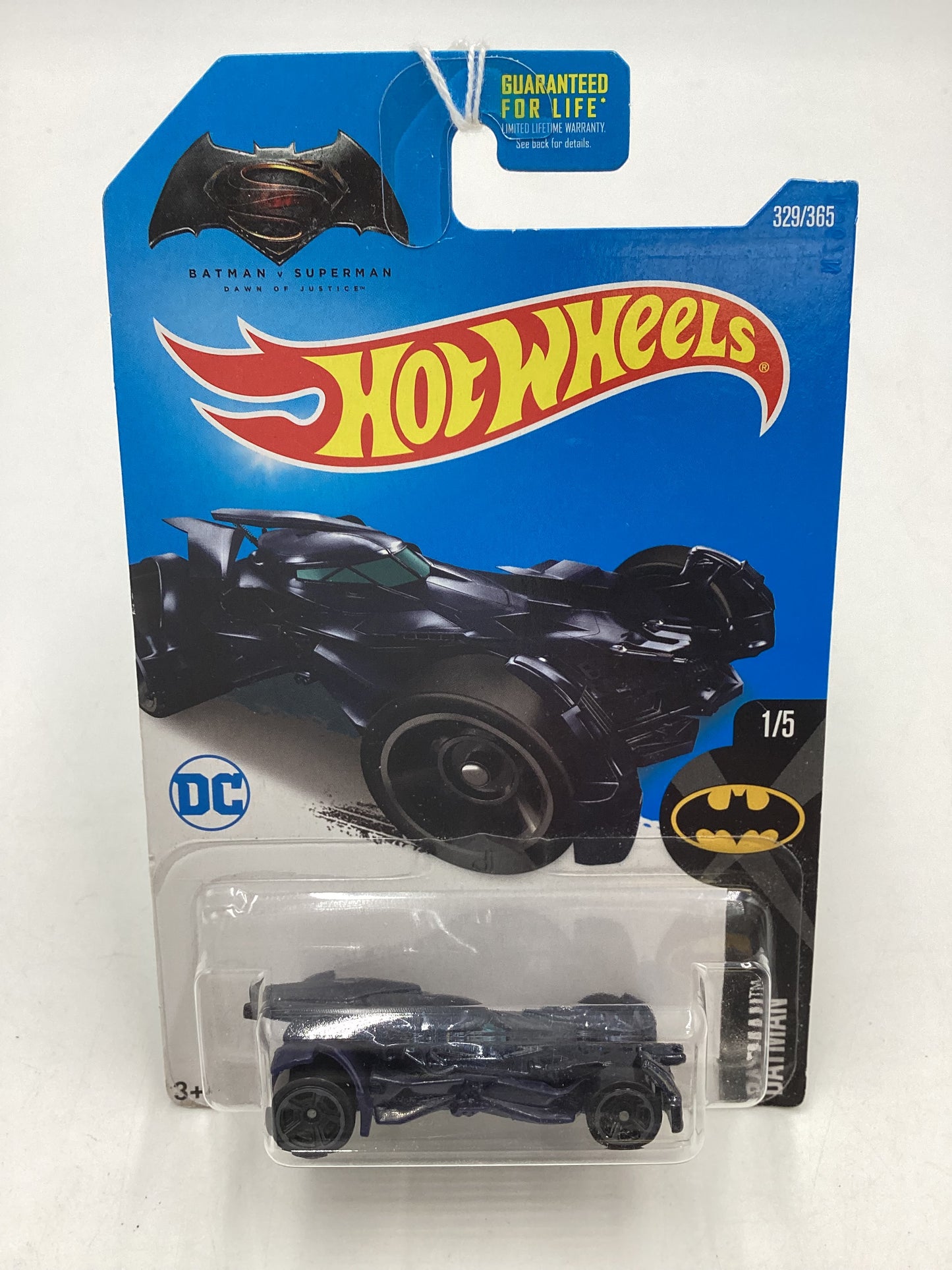 2015 Hot wheels #329 Batmobile 113H