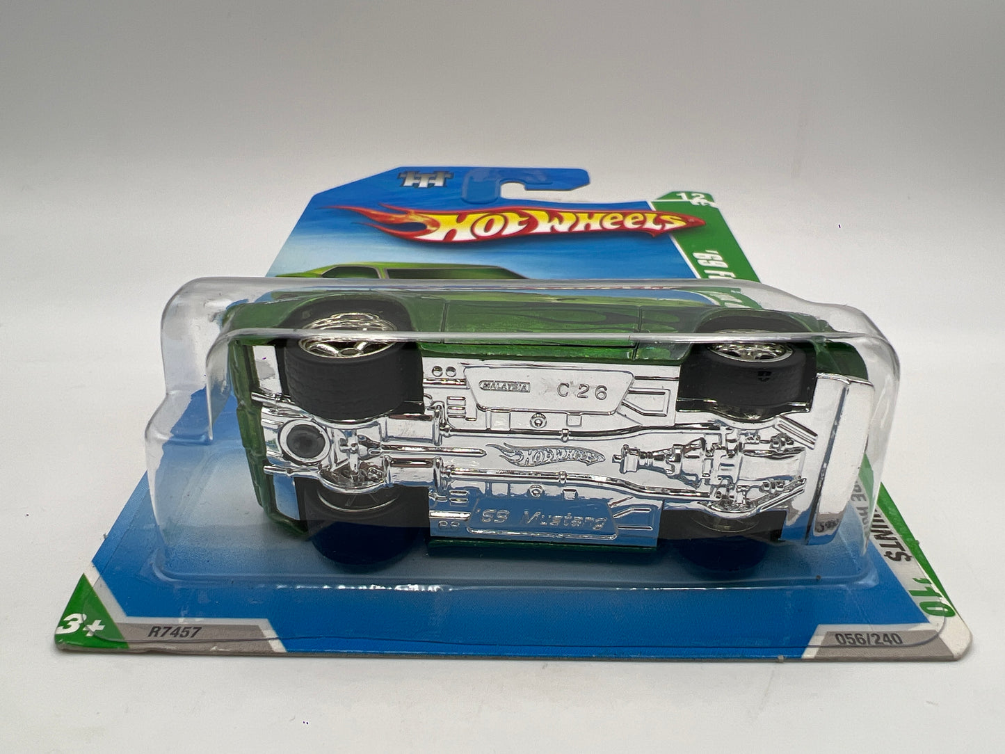 2010 Hot Wheels Super Treasure Hunt #56 69 Ford Mustang Green W/Protector