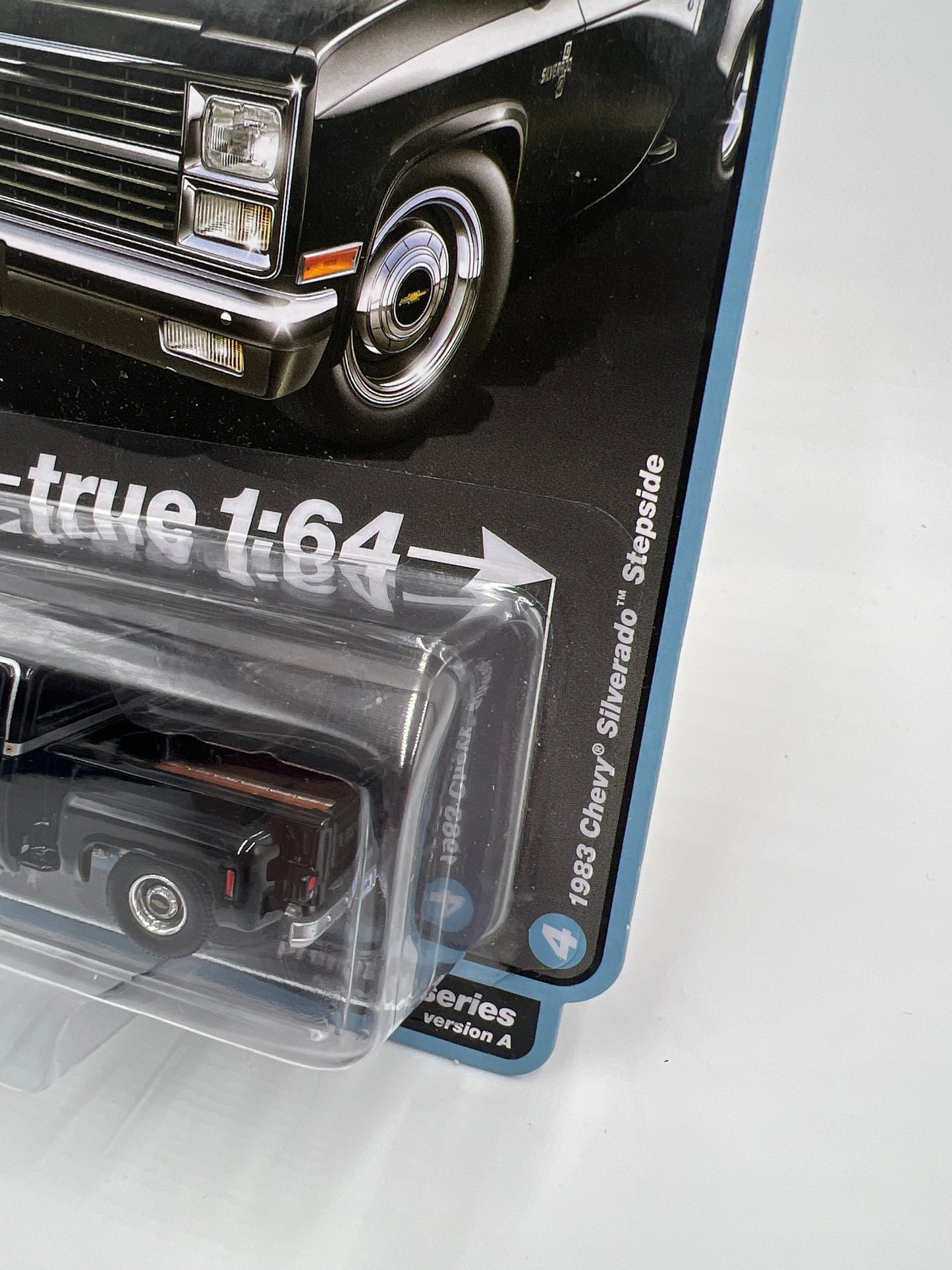 Auto World Muscle Trucks Release 1 Version A 1983 Chevy Silverado Stepside Black 185C