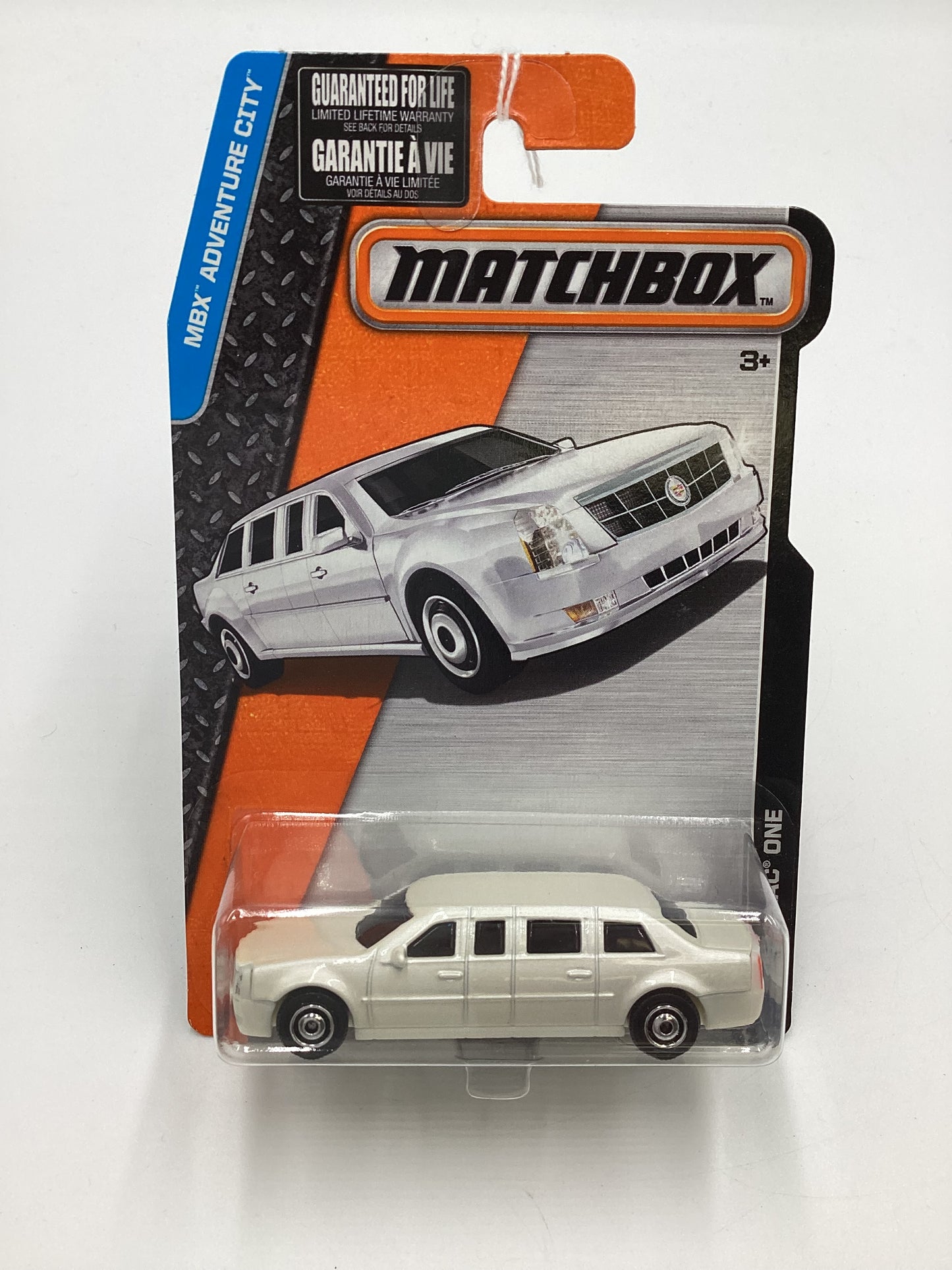 Matchbox Mbx Adventure City #10 Cadillac One White 209A