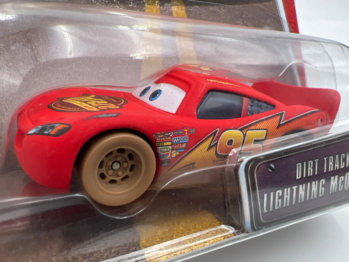 Disney Pixar The World Of Cars #3 Dirt Track Lightning McQueen 142G