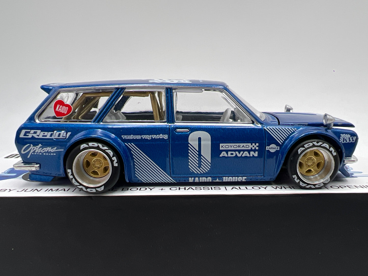 Mini GT Kaido House #011 Datsun 510 Wagon Pro Street Blue