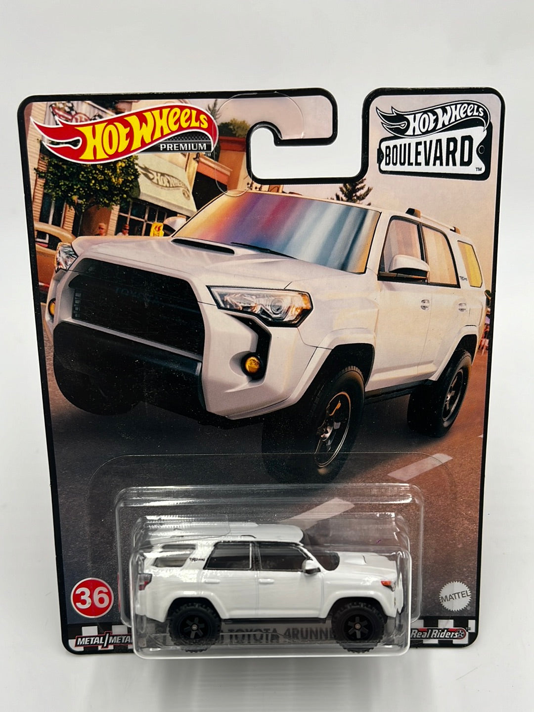 Hot Wheels Premium Boulevard #36 ‘18 Toyota 4Runner White