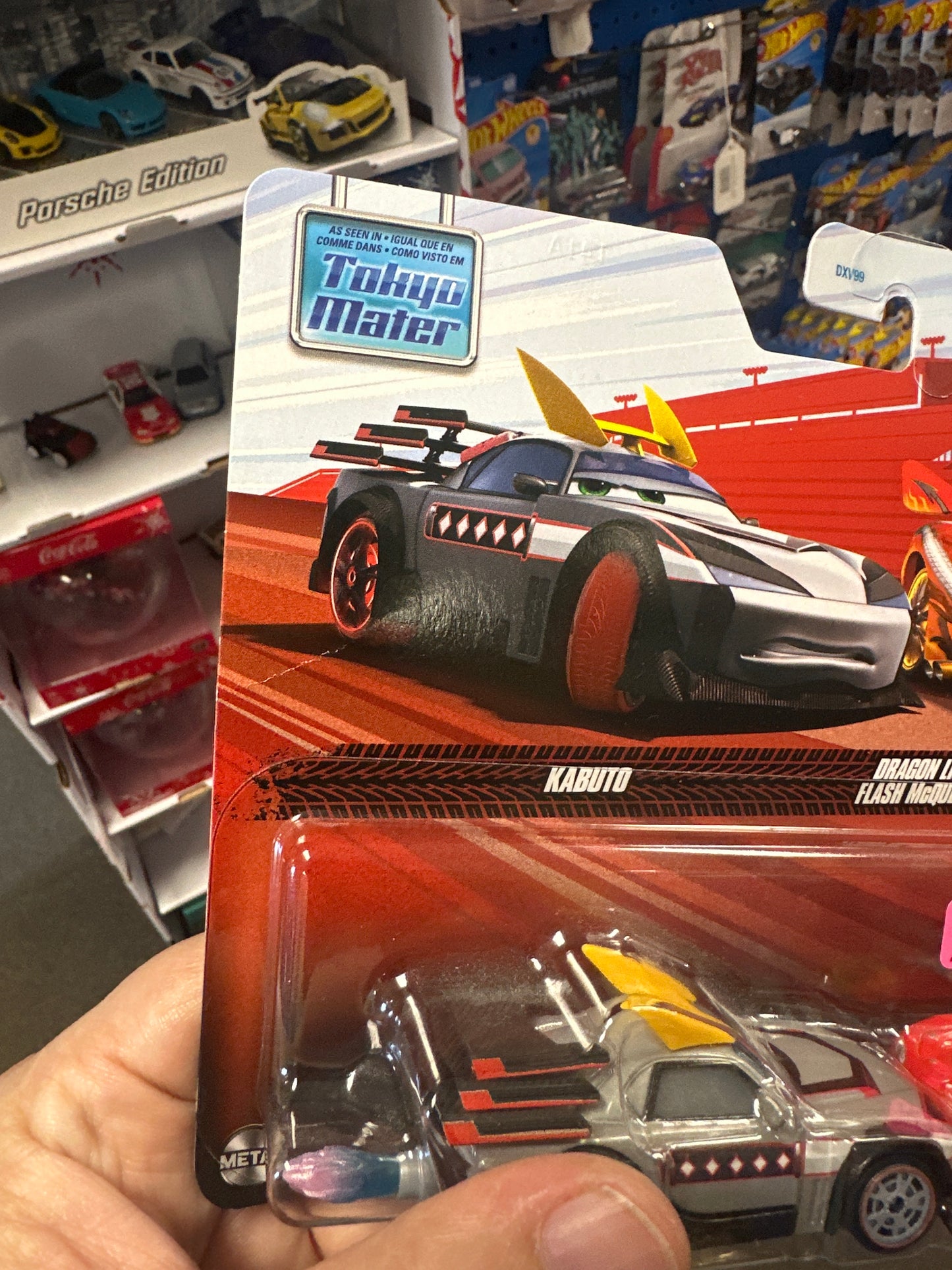 Disney Pixar Cars 2 Pack Tokyo Mater Kabuto & Dragon Lightning McQueen 142B