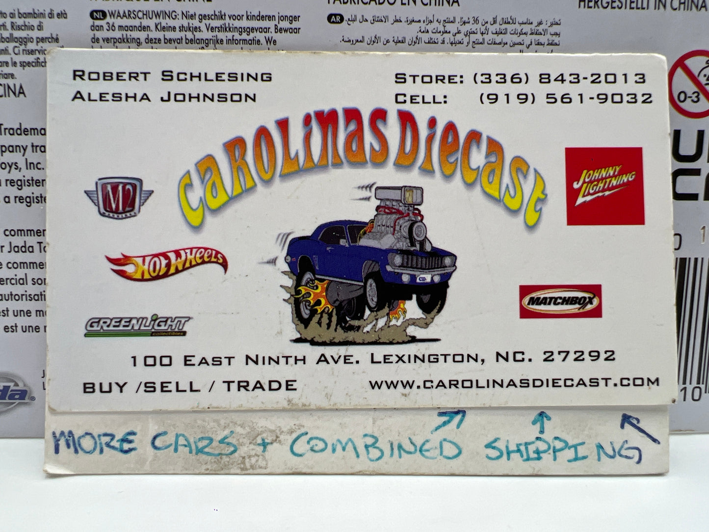 Jada Just Trucks Wave 37 2002 Cadillac Escalade EXT Red 188C