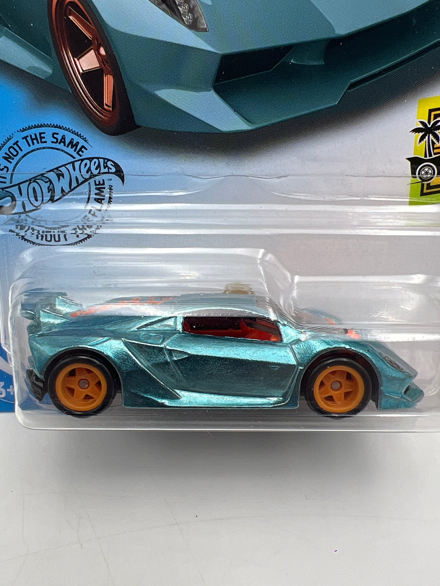 2020 Hot Wheels Super Treasure Hunt #164 Lamborghini Sesto Elemento Blue W/Protector