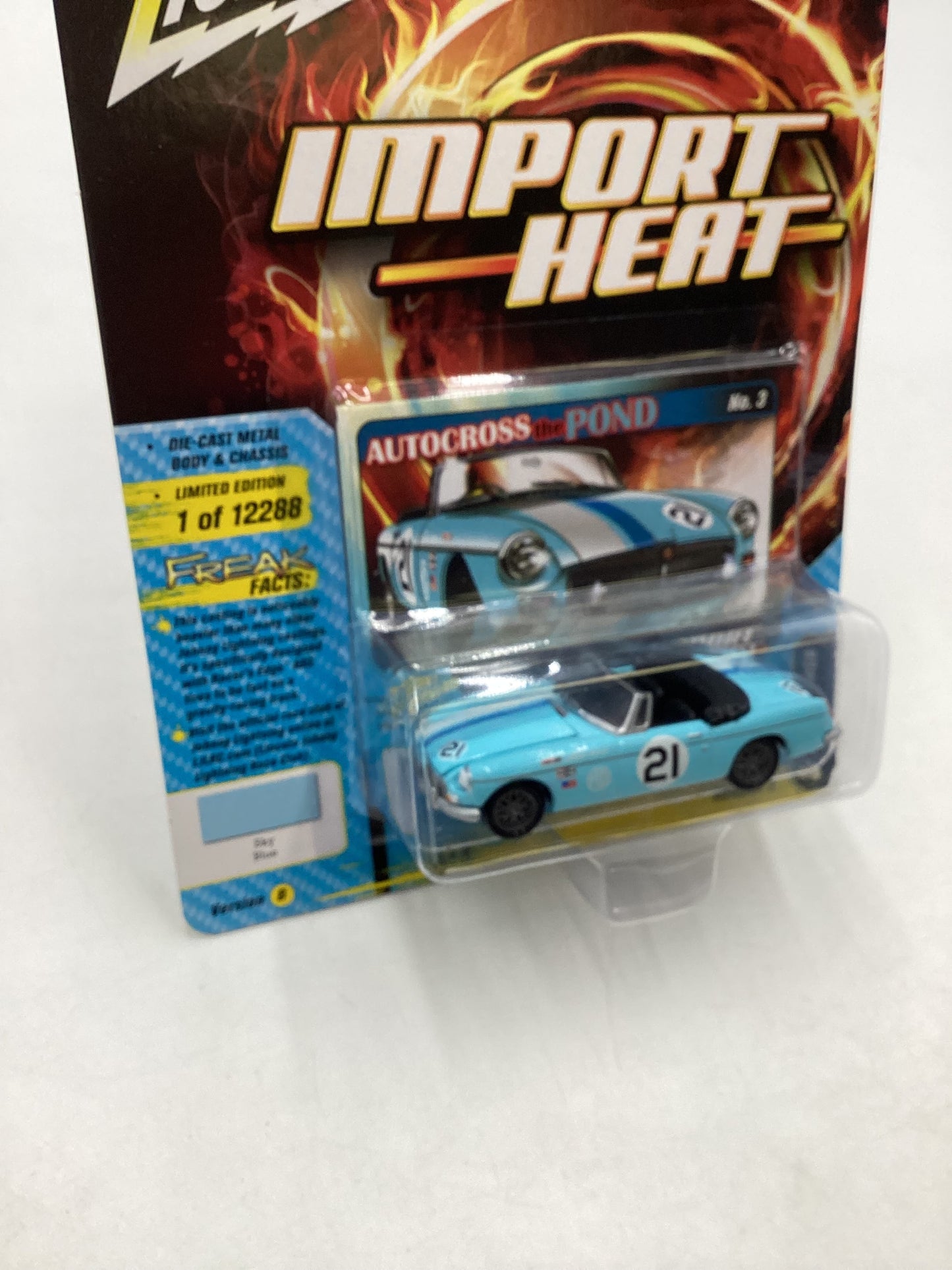 Johnny lightning Street freaks Import Heat 1963 MG MGB Light Blue 230F