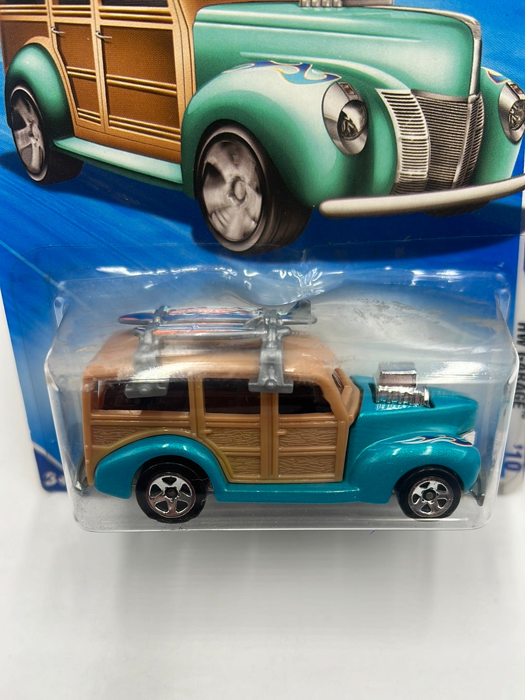 2010 Hot Wheels HW Garage ‘40s Woodie Light Blue *Backwards Roof Rack* 73/240