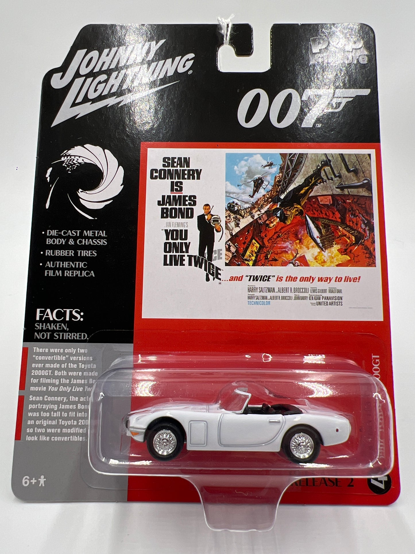 Johnny Lightning Pop Culture 007 You Only Live Twice Release 2 #4 1967 Toyota 2000GT White 232D