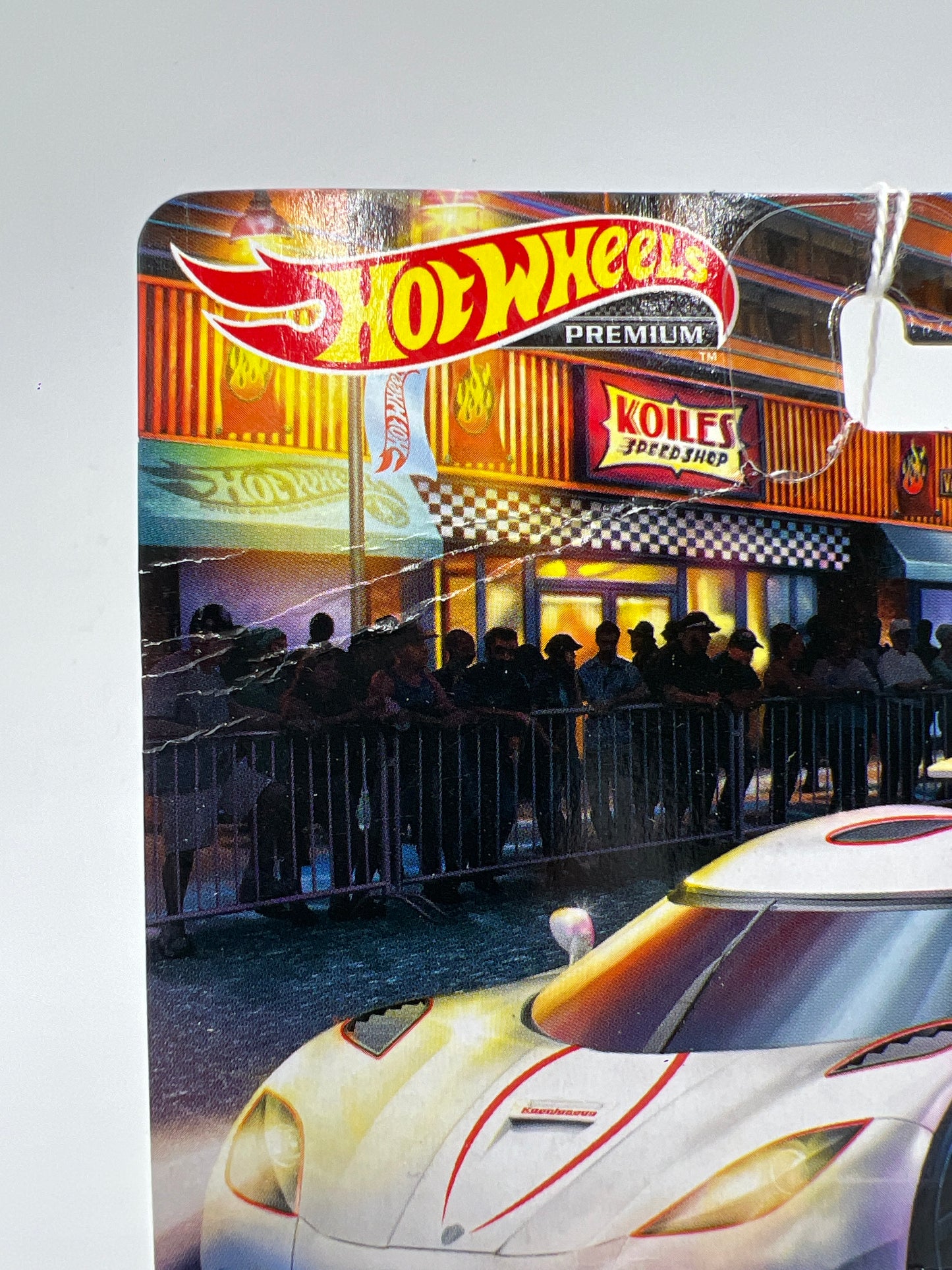 Hot Wheels Premium Boulevard #10 Koenigsegg Agera R White Bad Card 263A