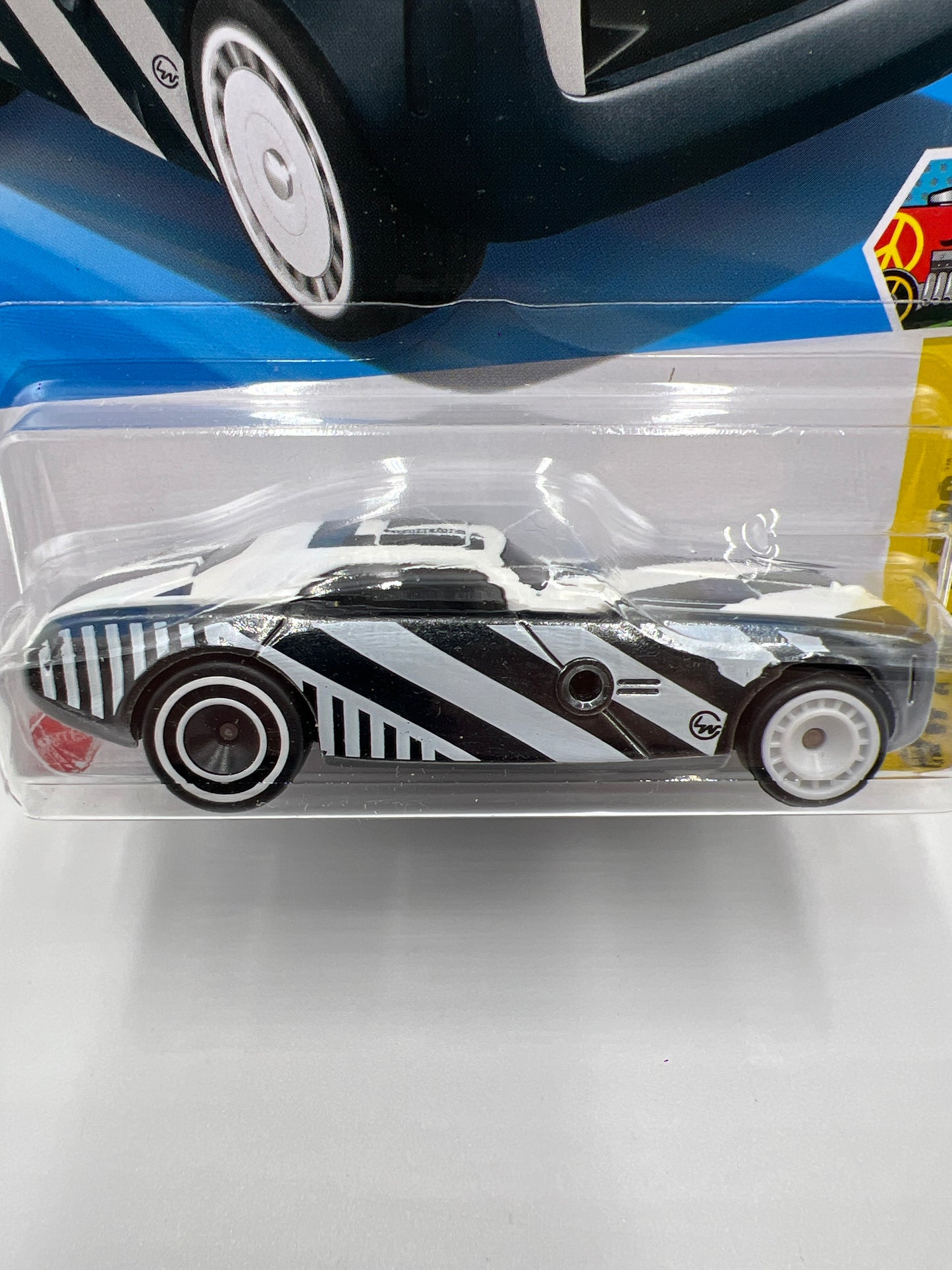 2025 Hot Wheels C Case Super Treasure Hunt #61 Hi-Roller II Black/White W/Protector #2