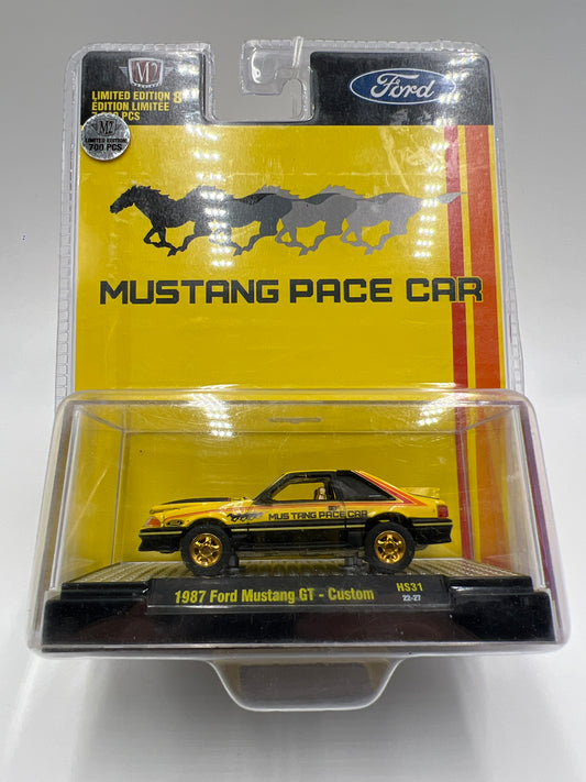 M2 Machines Hobby Exclusive CHASE Pace Car 1987 Ford Mustang GT Custom Yellow HS31