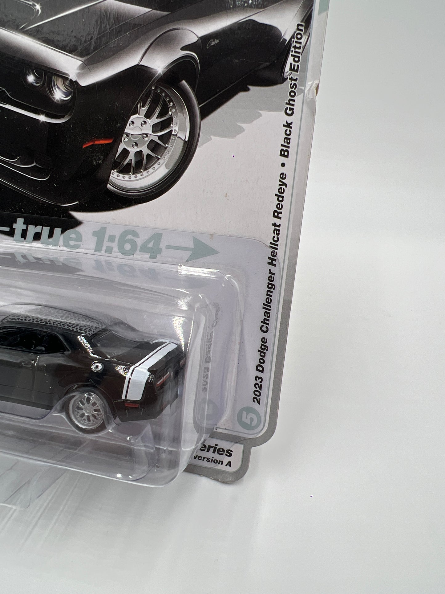 Auto World Modern Muscle #5 Release 1 Version A 2023 Dodge Challenger Hellcat Redeye Black Ghost Edition 182G