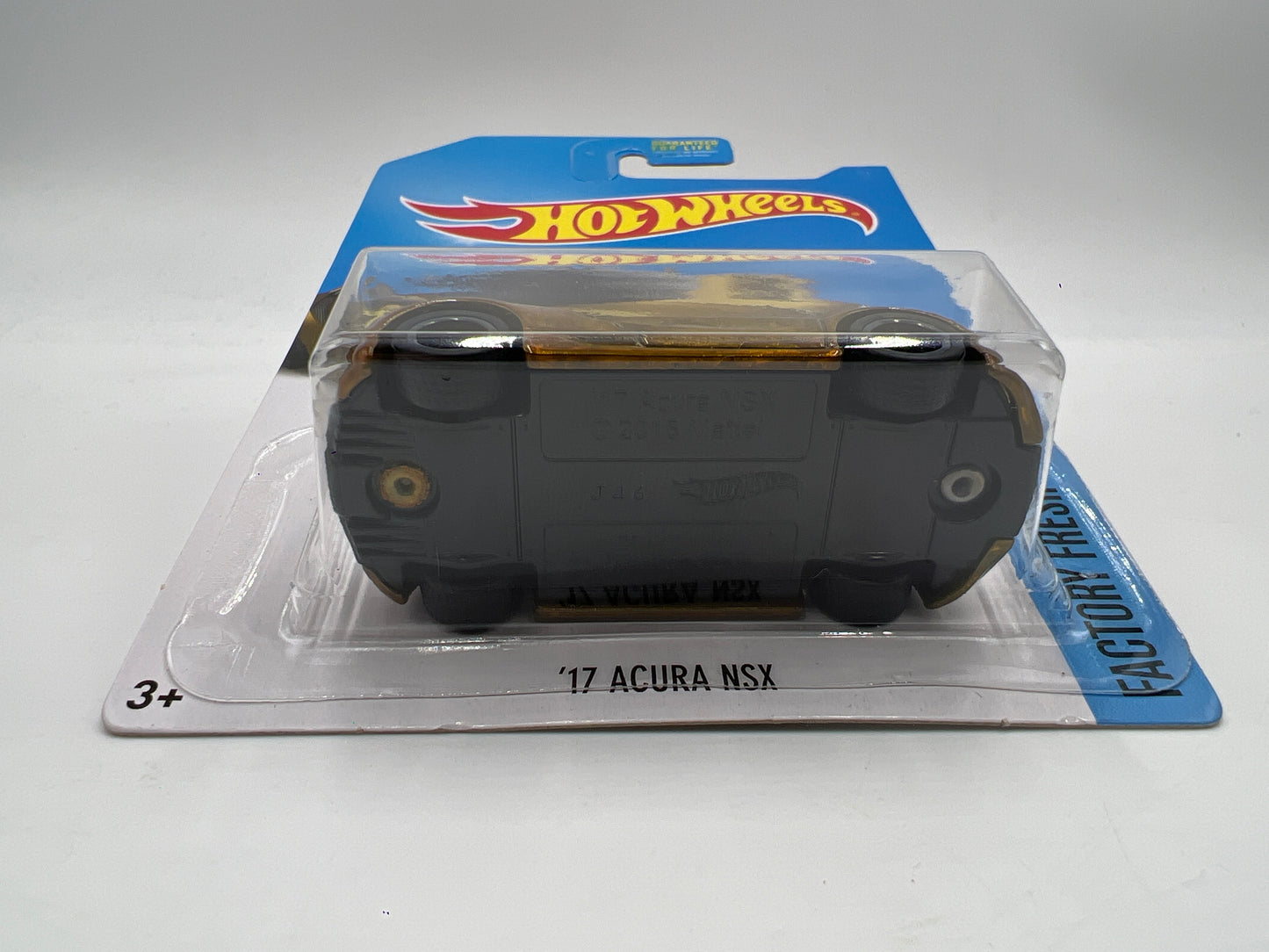 2017 Hot Wheels Super Treasure Hunt 17 Acura NSX Gold W/Protector