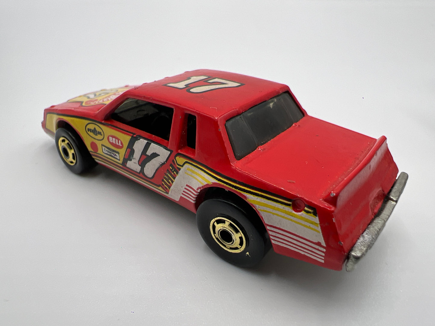 Hot Wheels The Hot Ones Blackwall Racing Stocker #17 Red Loose