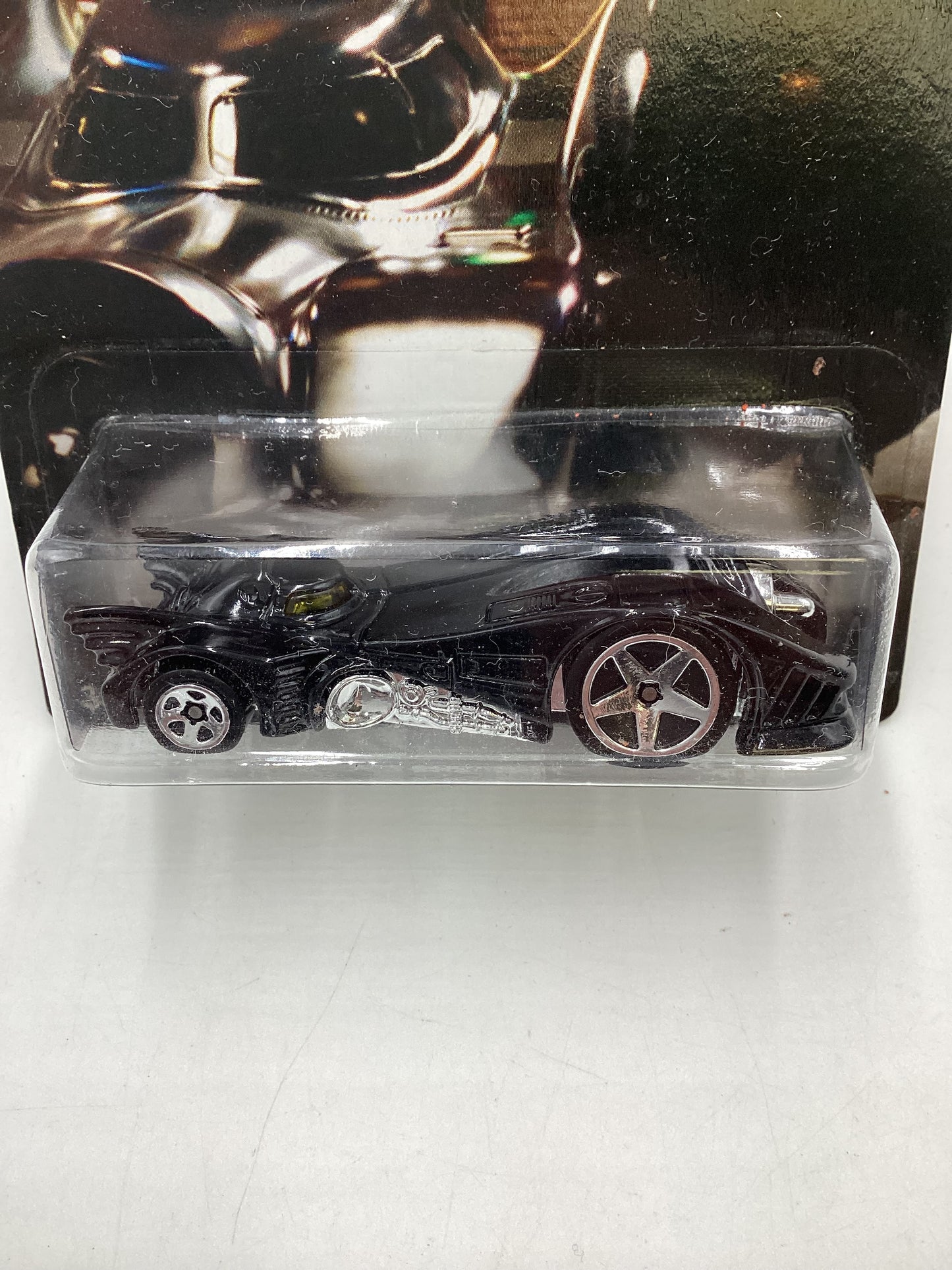 2015 Hot wheels Batman 2/6 Batmobile 121G