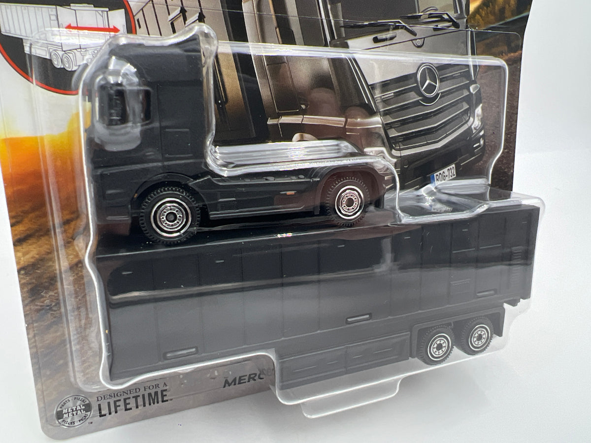 2026 Matchbox The Movie Working Rigs #1 Mercedes-Benz Actros Black