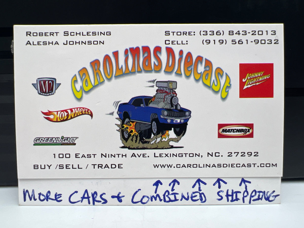 IXO Models 1/64 Scale USA Edition 1976 Kenworth W900 Black W/Trailer