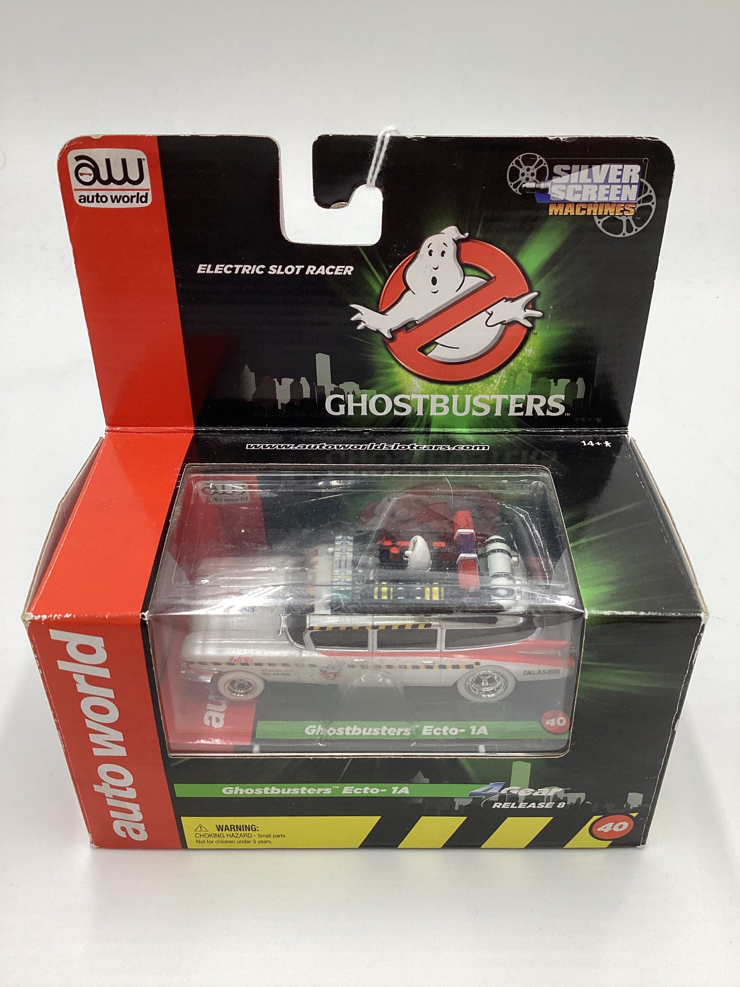 Auto World Ghostbusters Release 8 #40 Ghostbusters Ecto-1A White VHTF White Lightning Chase
