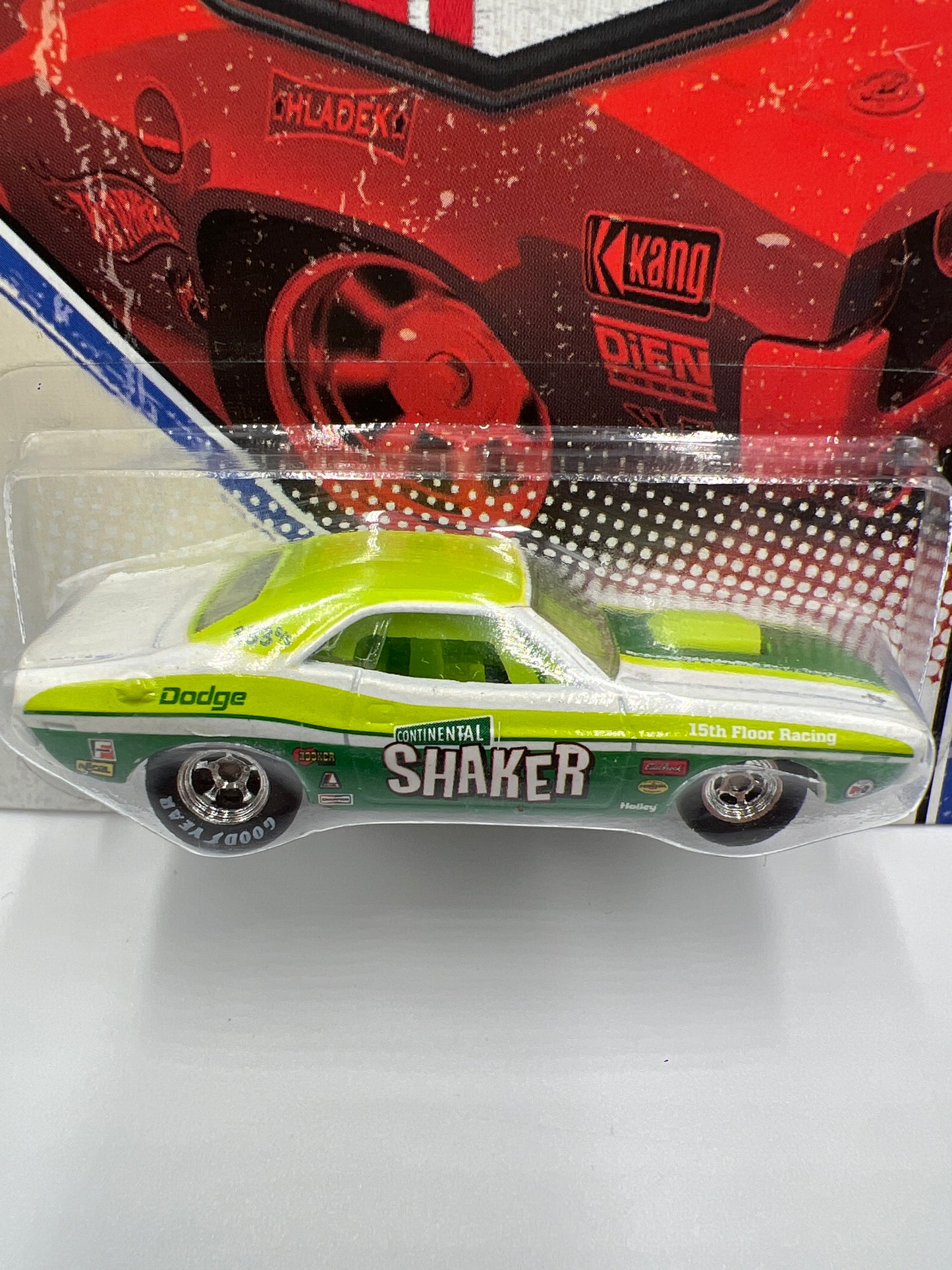 Hot Wheels Premium Vintage Racing #6 70 Dodge Challenger Continental Shaker Green W/Protector
