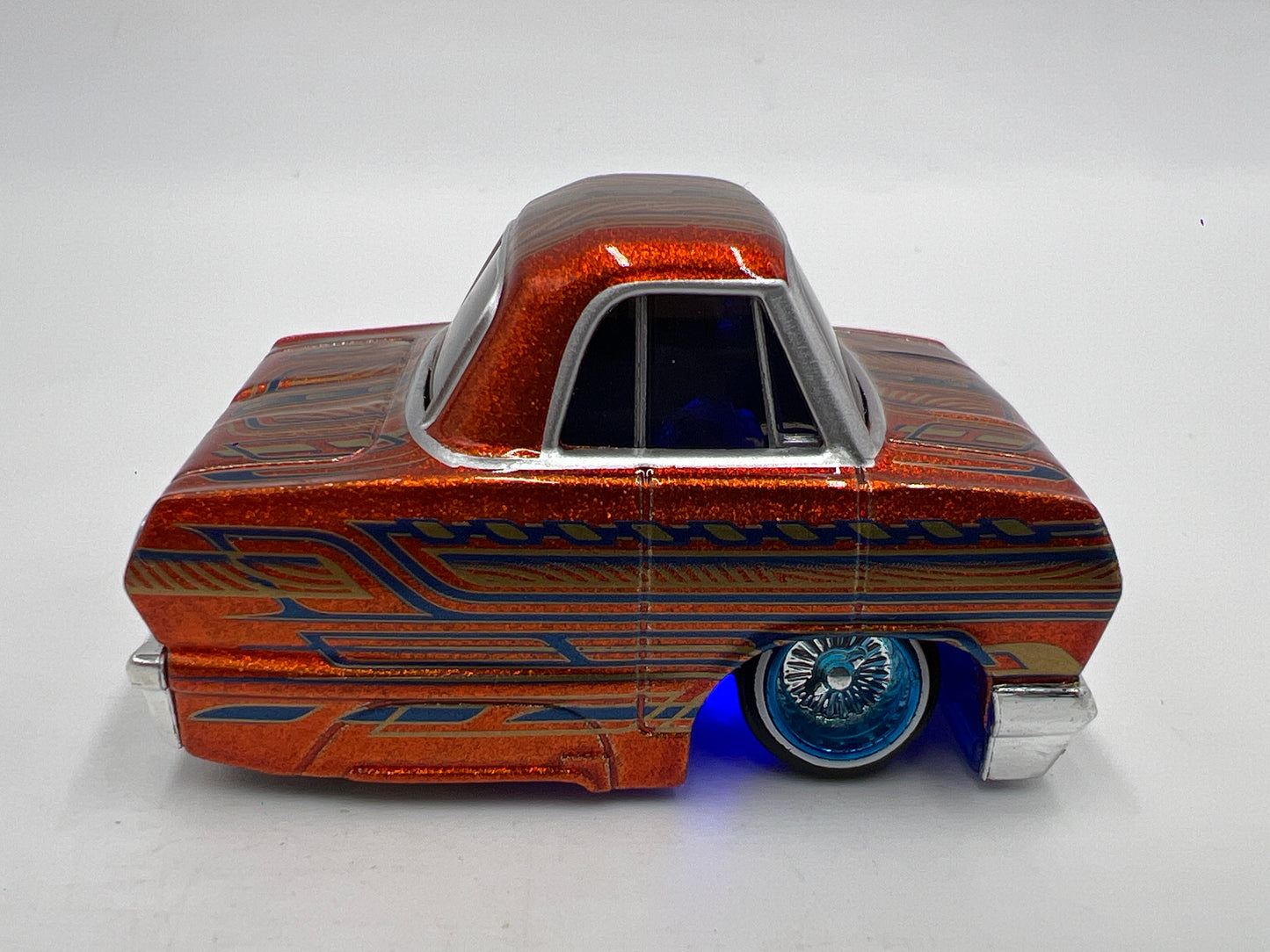 MGA Car Tuned Series 1 Show Glow Lowriders #3 63 Chevy Impala Orange