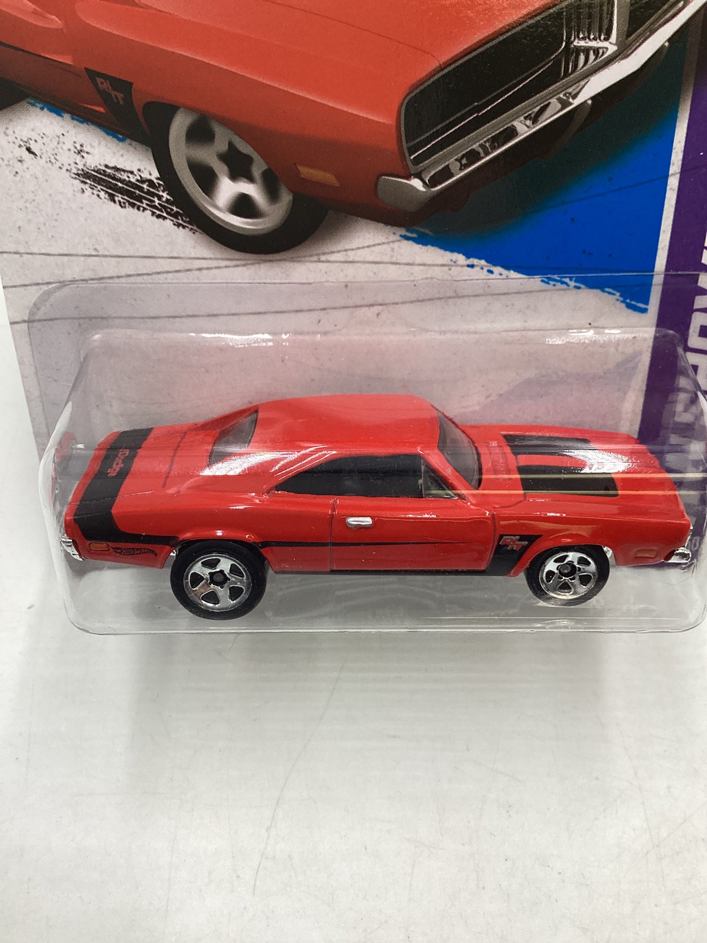 2013 Hot Wheels #223 69 Dodge Charger Red 39D