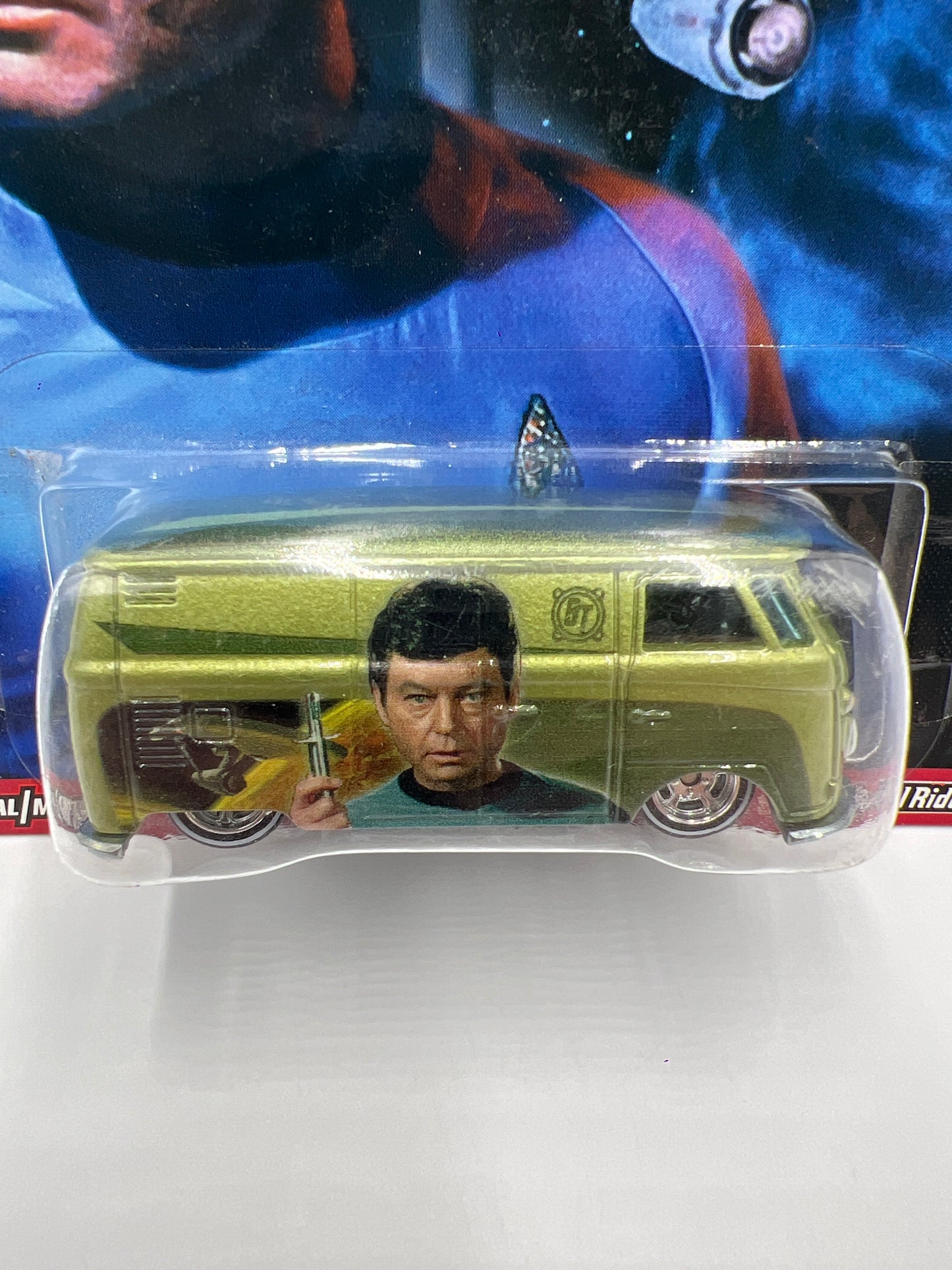 Hot Wheels Premium Star Trek 50th Anniversary Volkswagen T1 Panel Bus Green W/Protector