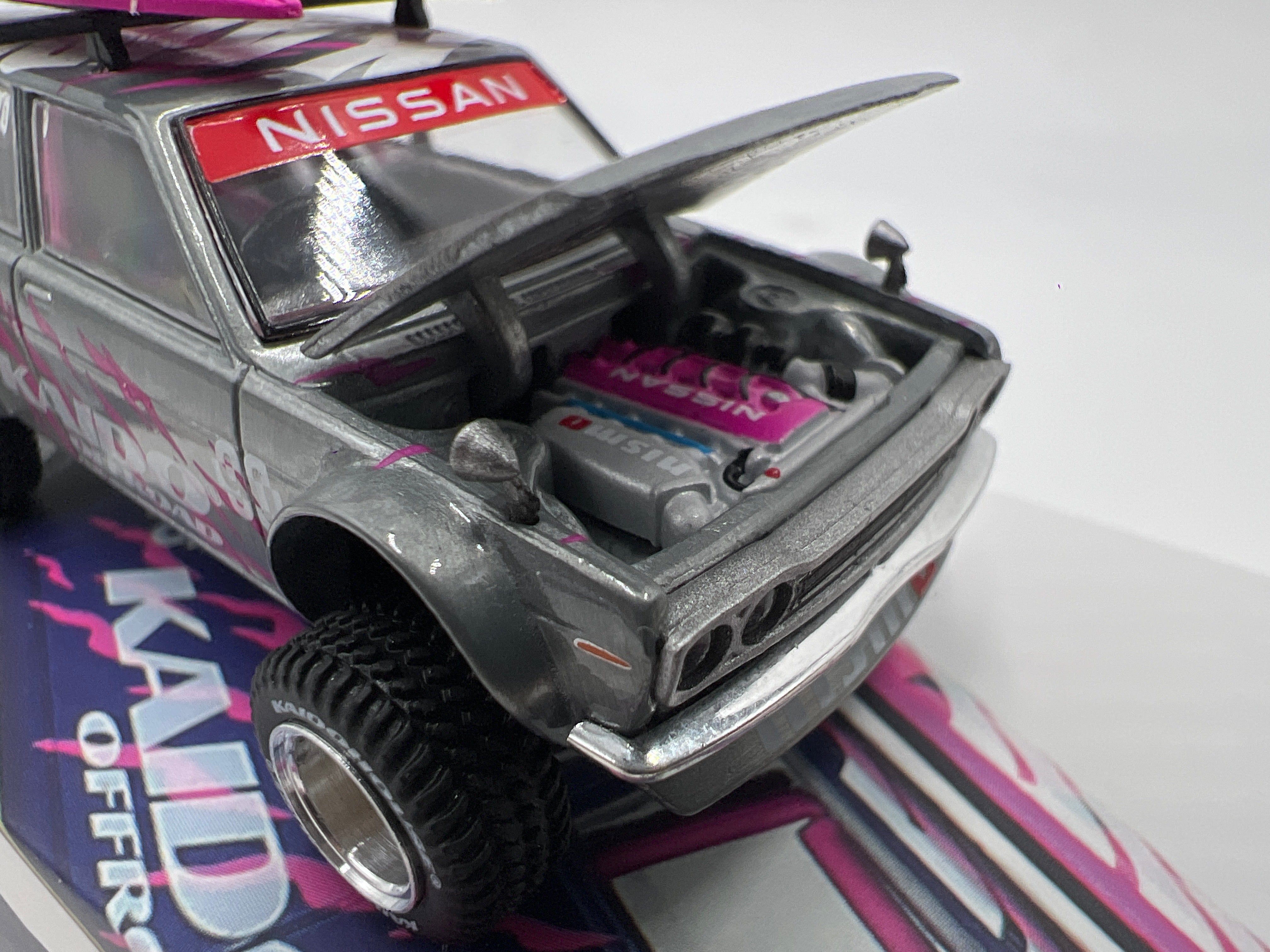 Mini GT x Kaido House #149 CHASE Datsun 510 4x4 Wagon Kaido Off