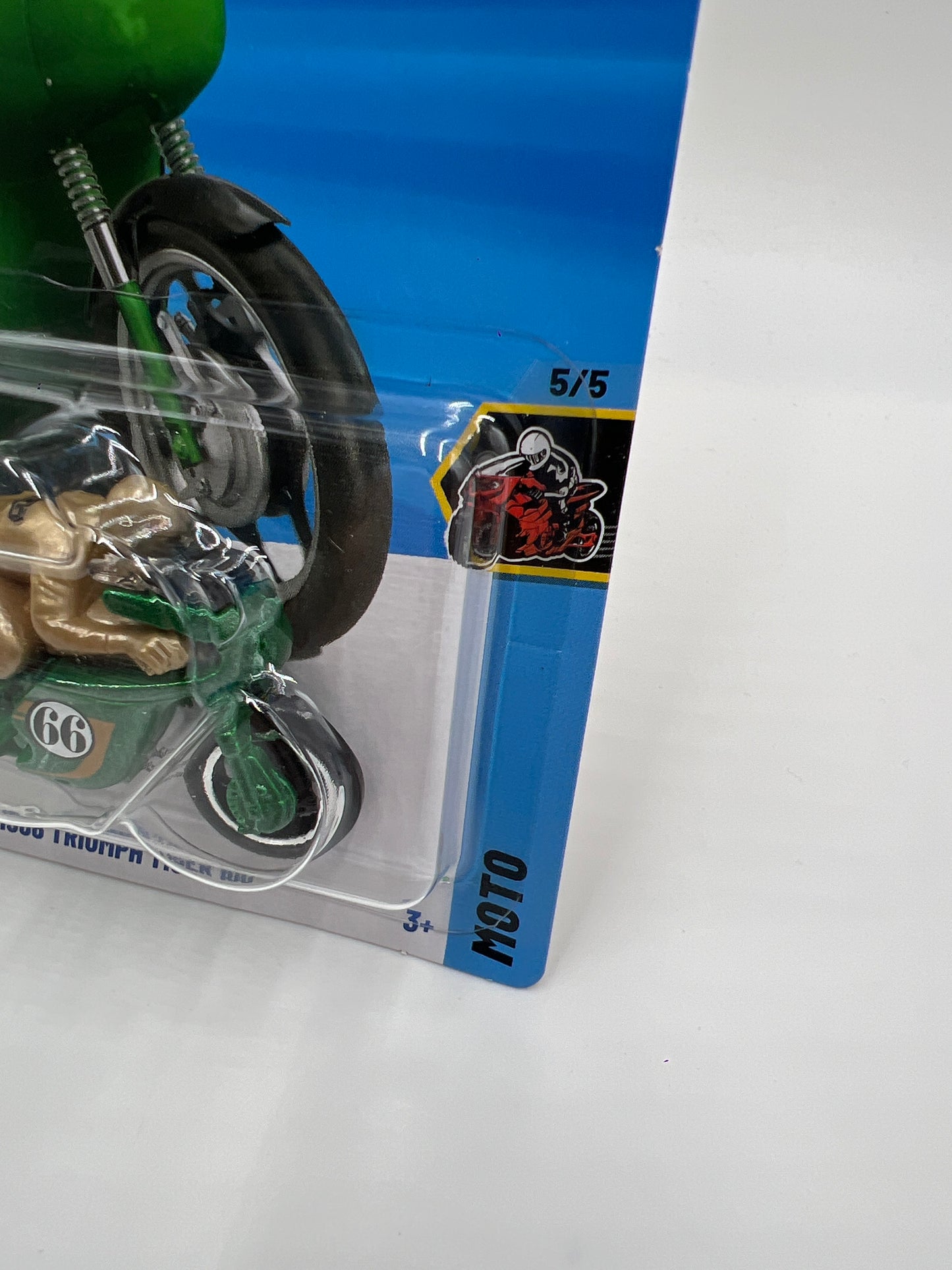 2025 Hot Wheels N Case Treasure Hunt Moto #235 1966 Triumph Tiger 100 Green 283C