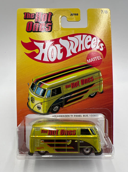 Hot Wheels Target Exclusive The Hot Ones #7 CHASE Volkswagen T1 Panel Bus Gold W/Protector