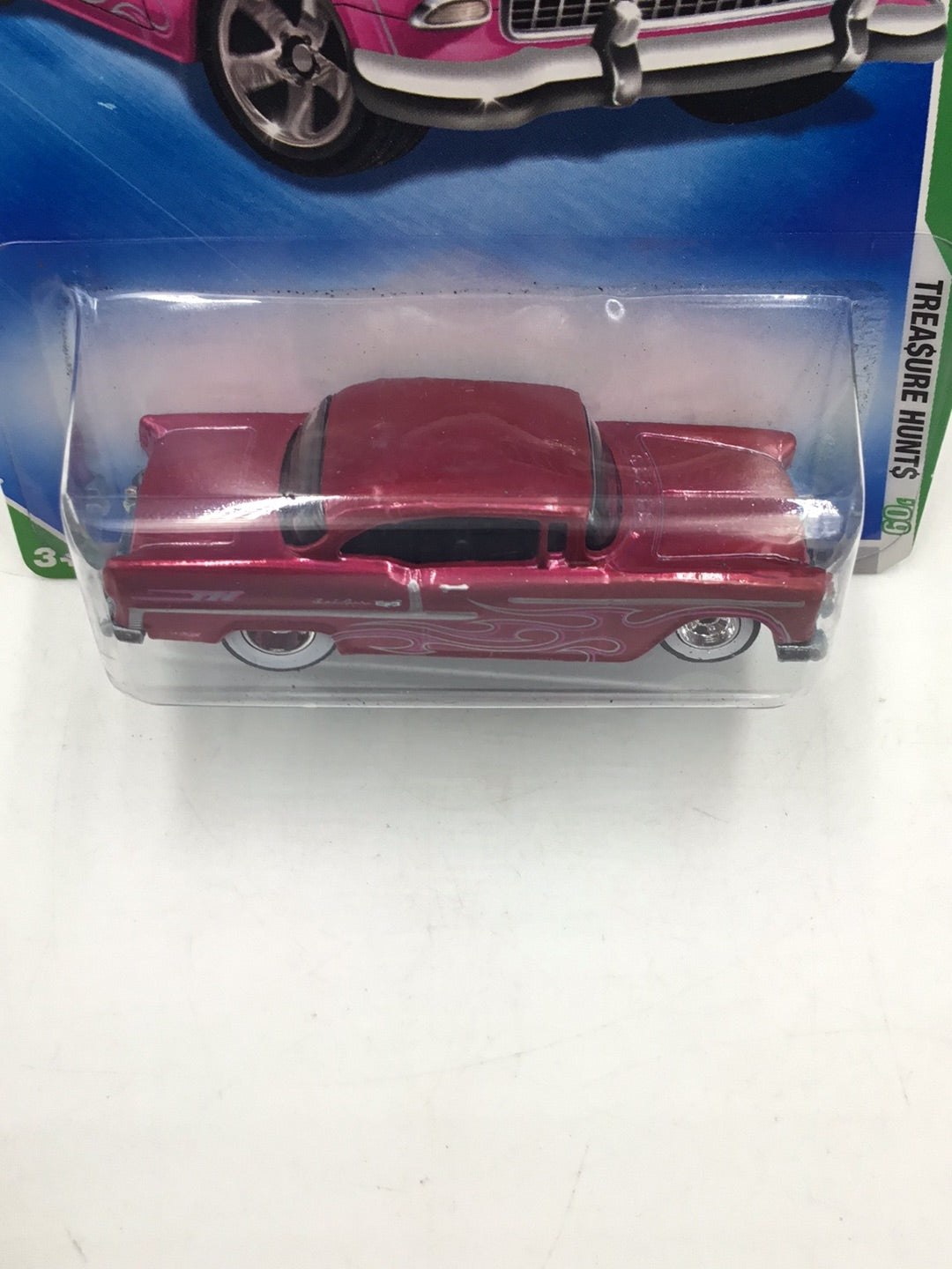 2009 hot wheels super treasure hunt #52  55 Chevy W/Protector