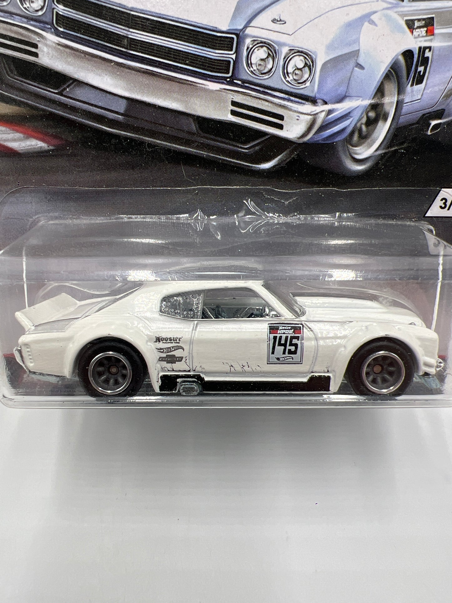 Hot Wheels Premium Track Day #3 70 Chevy Chevelle White 245M