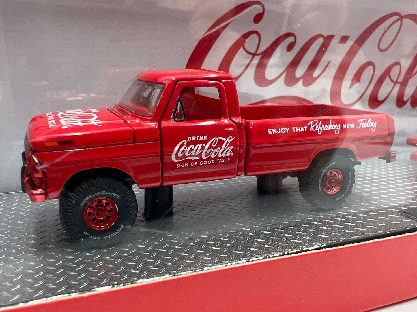 M2 Machines Auto Haulers CHASE Coca Cola 1972 Ford F-250 Explorer 4x4 & 1966 Ford Bronco TW11