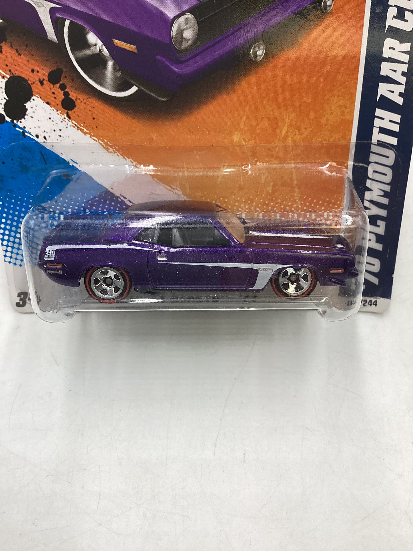 2011 Hot Wheels #83 70 Plymouth AAR Cuda Purple Walmart Exclusive 237C