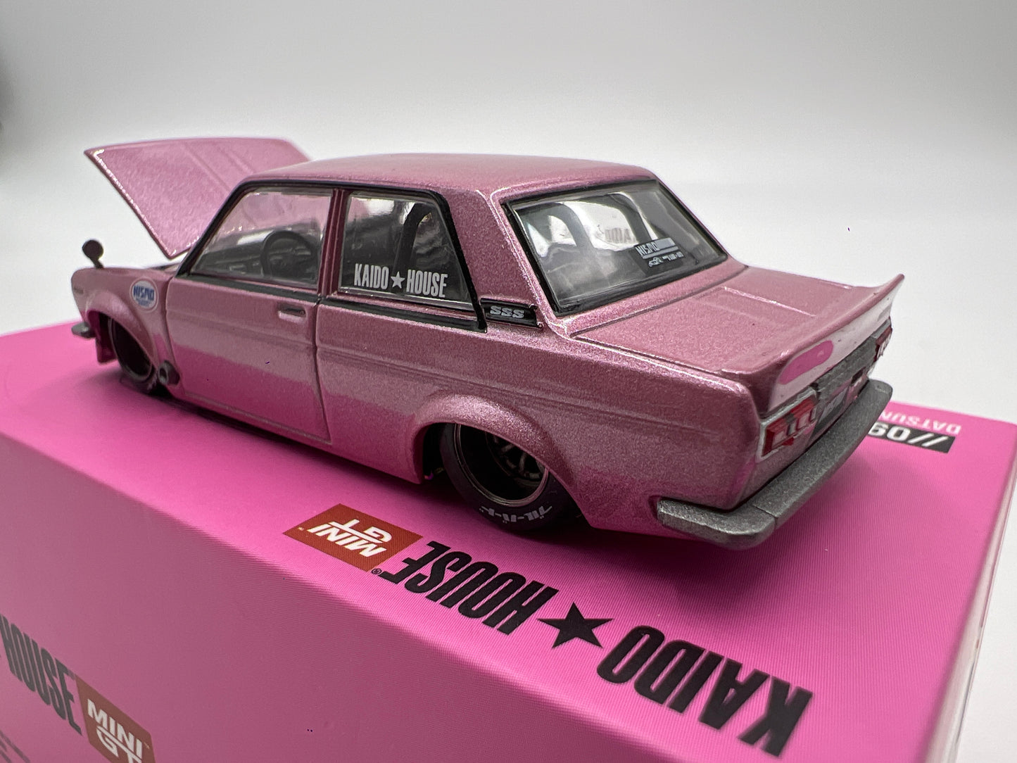 Mini GT Kaido House #091 Datsun 510 Street Nismo V1